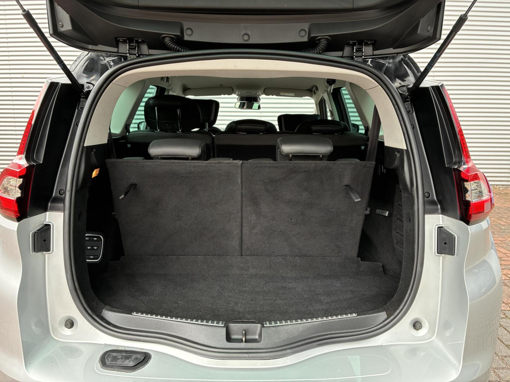 Foto van Renault Grand Scenic