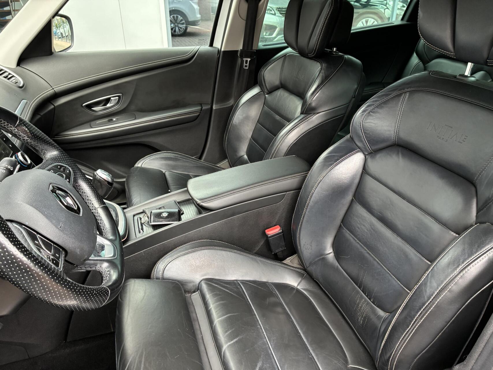 Foto van Renault Grand Scenic