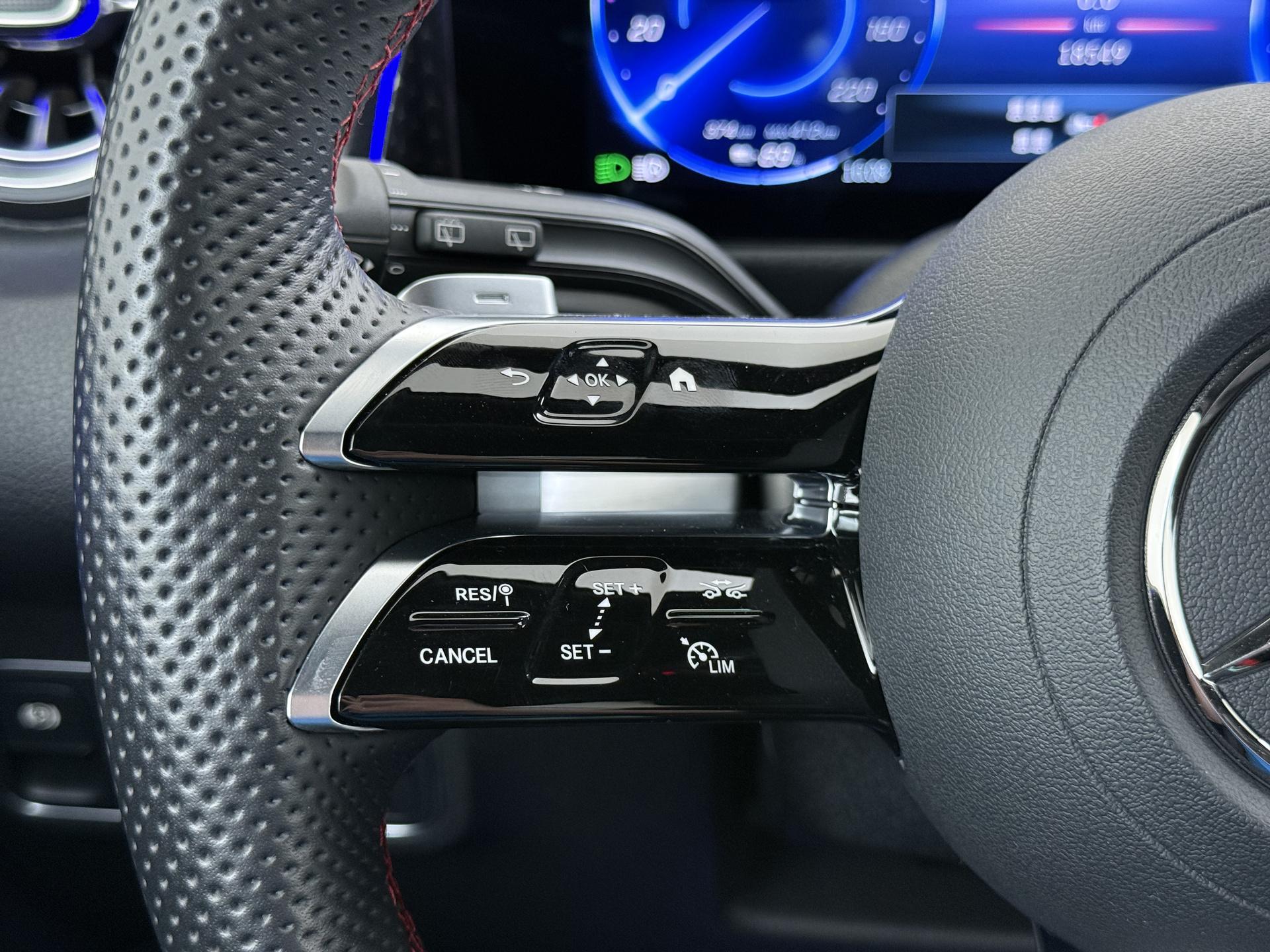 Foto van Mercedes-Benz Eqb