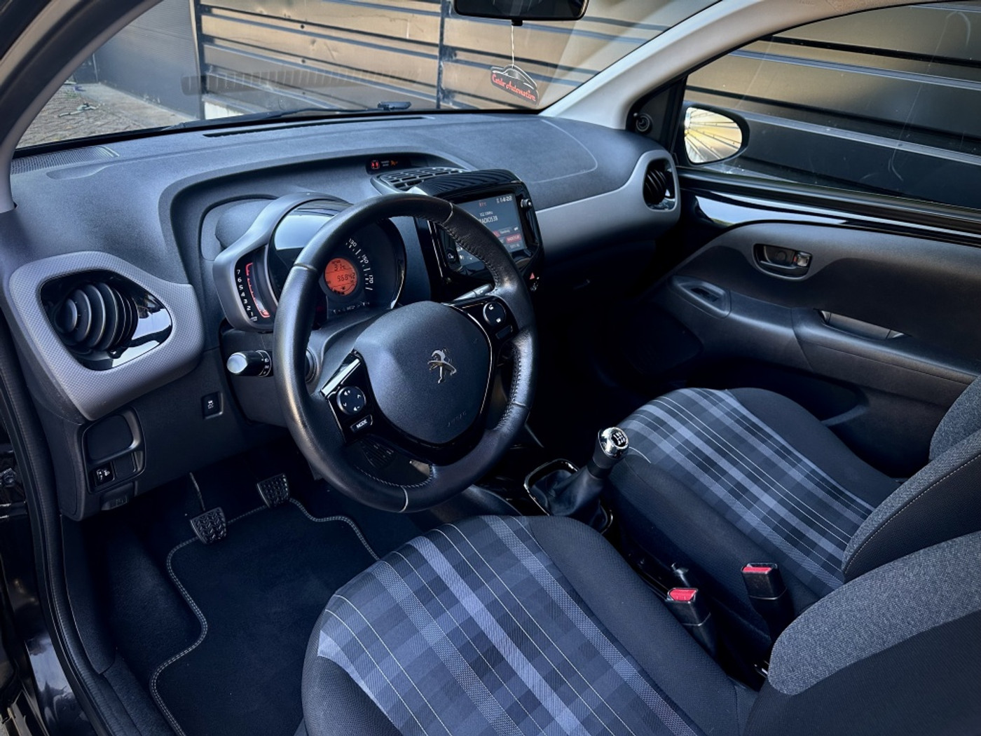 Foto van Peugeot 108 Top