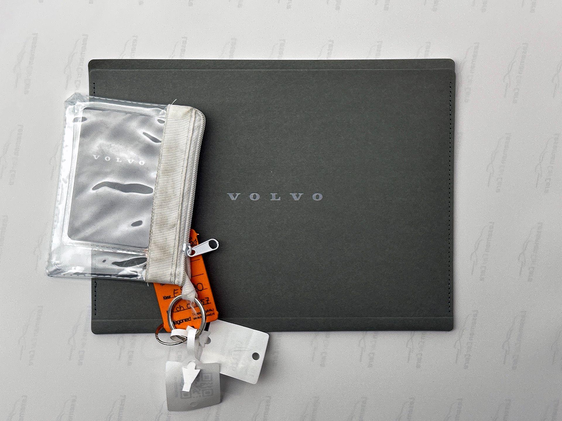 Foto van Volvo Es90
