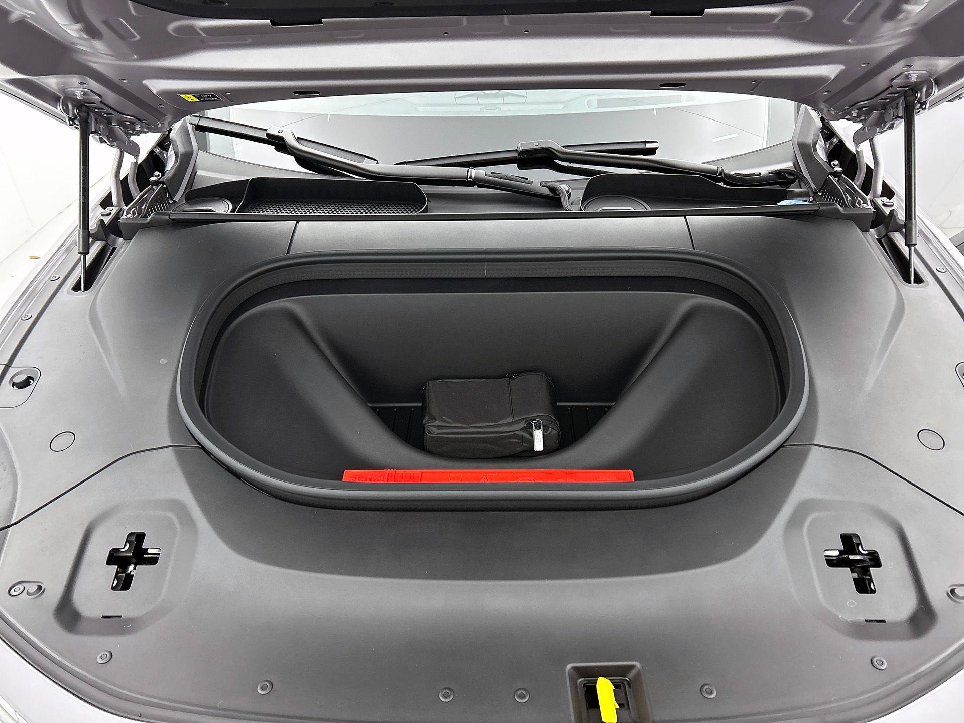 Foto van Volvo Es90