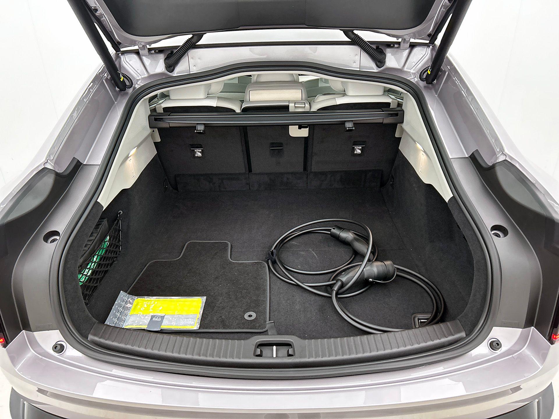 Foto van Volvo Es90