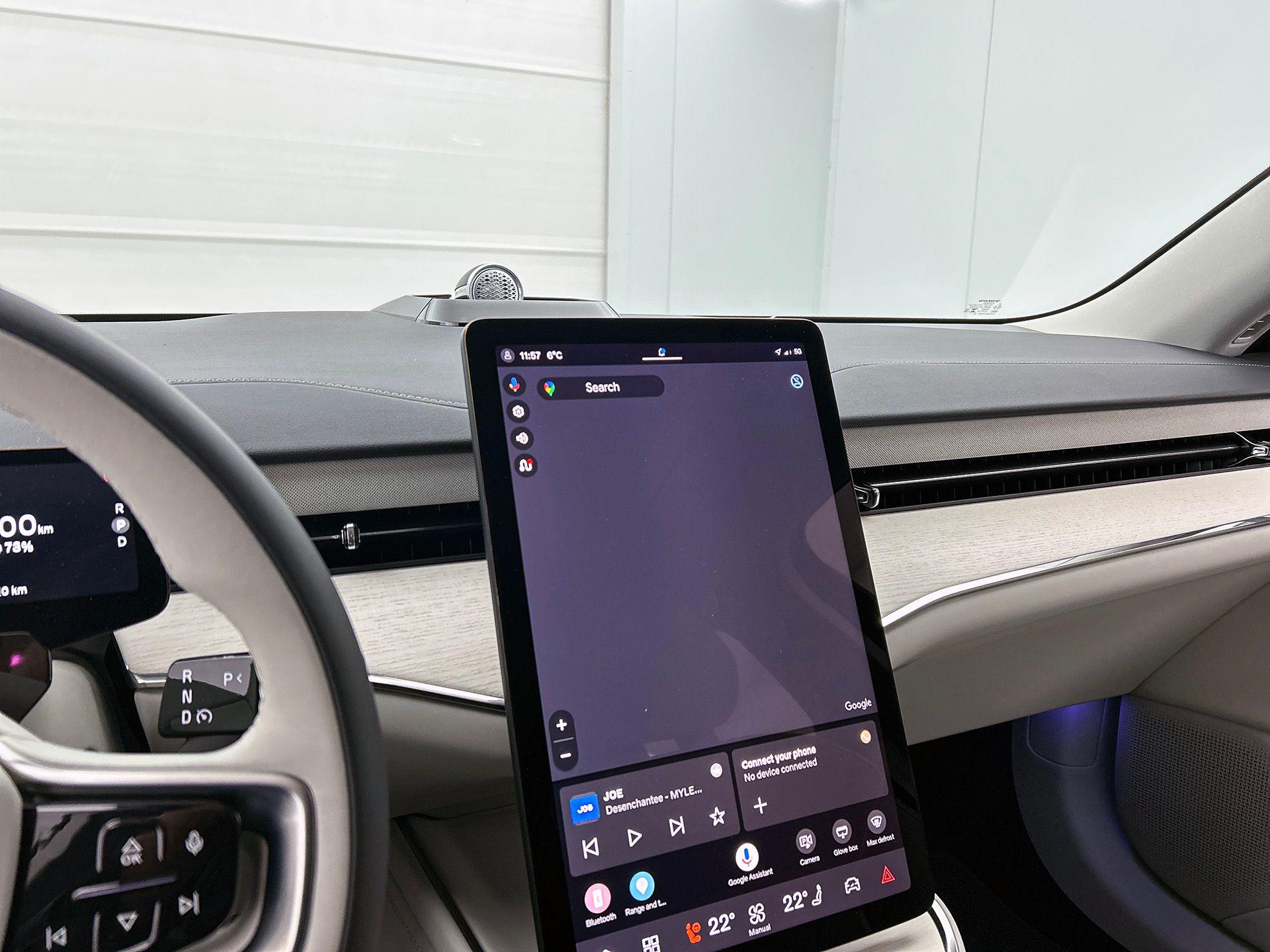 Foto van Volvo Es90