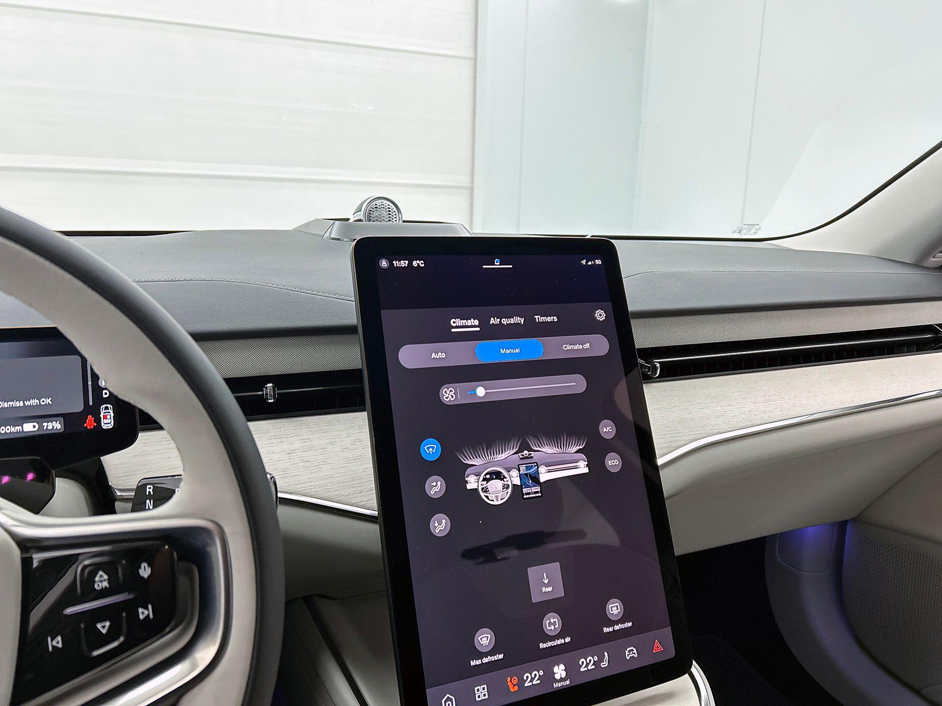 Foto van Volvo Es90