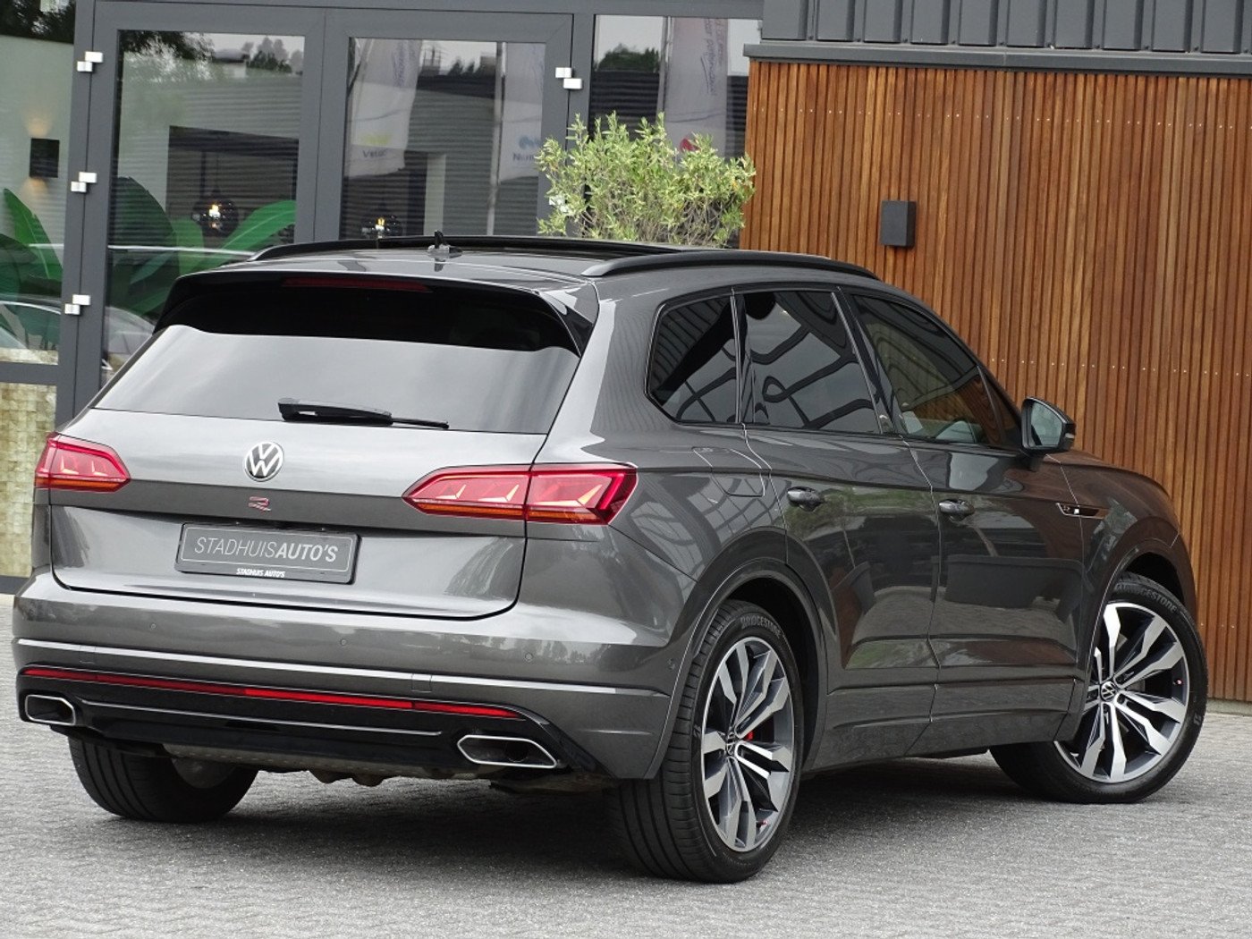 Foto van Volkswagen Touareg R