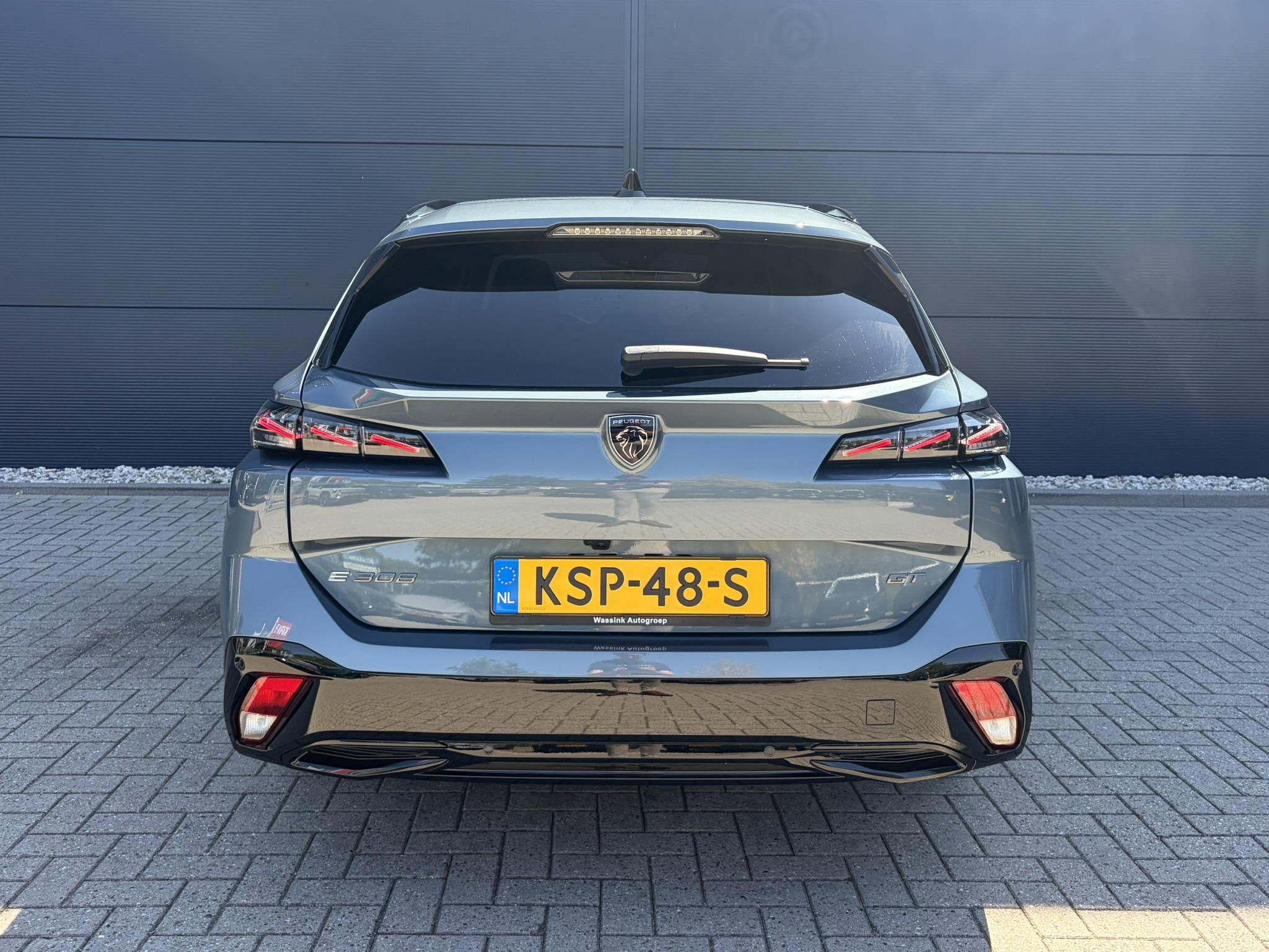 Foto van Peugeot E-308 SW