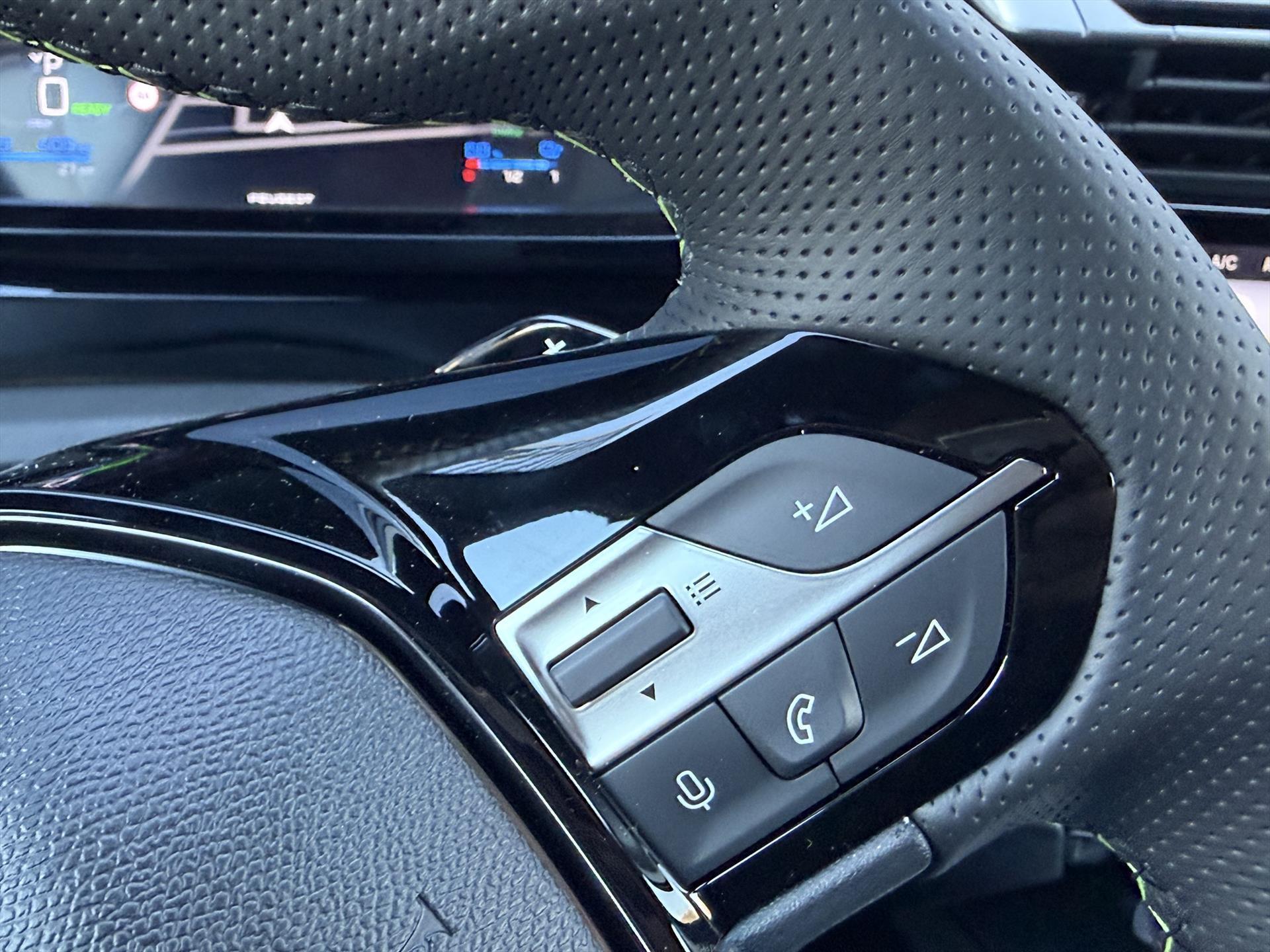 Foto van Peugeot E-308 SW