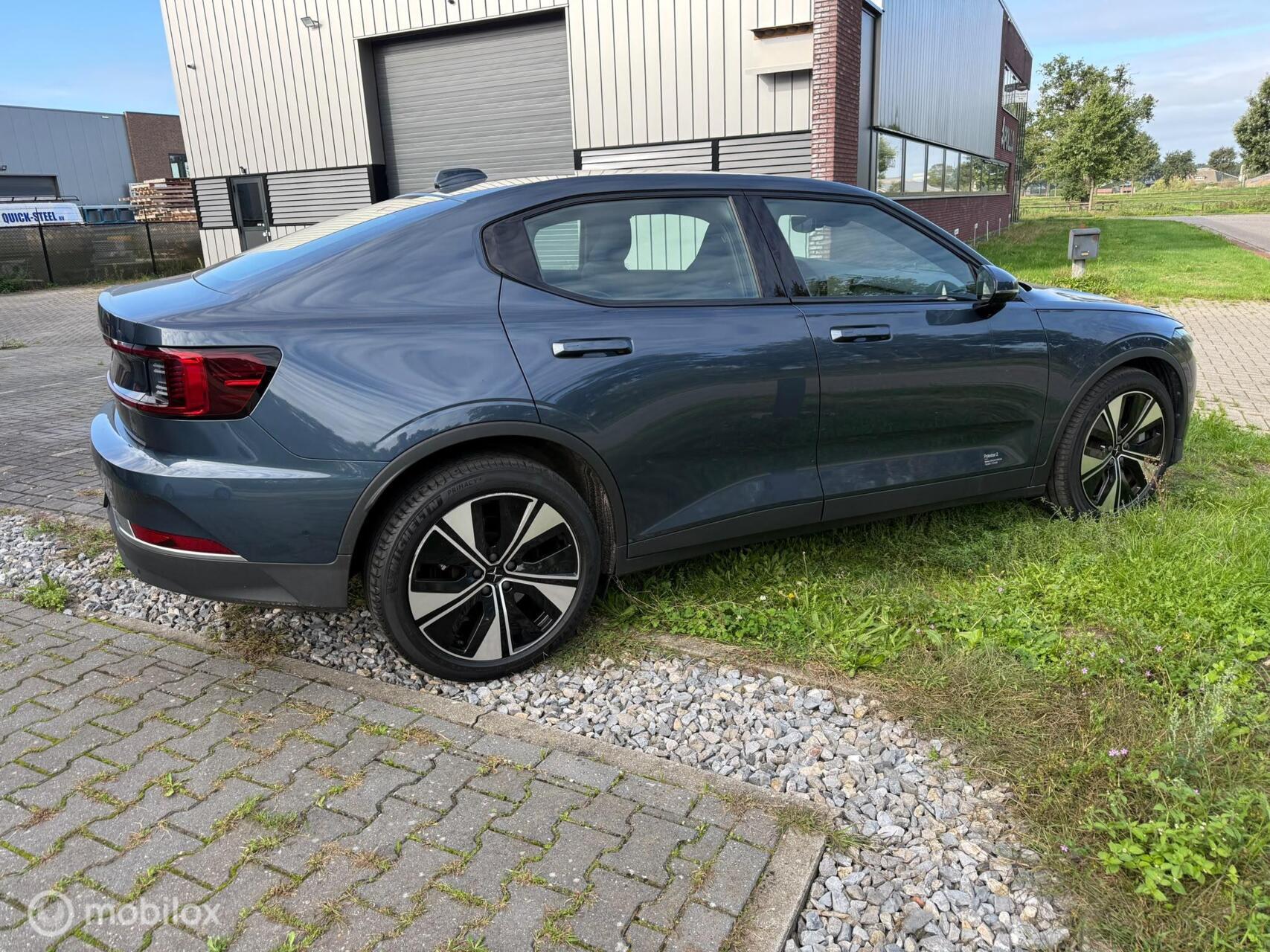 Foto van Polestar 2