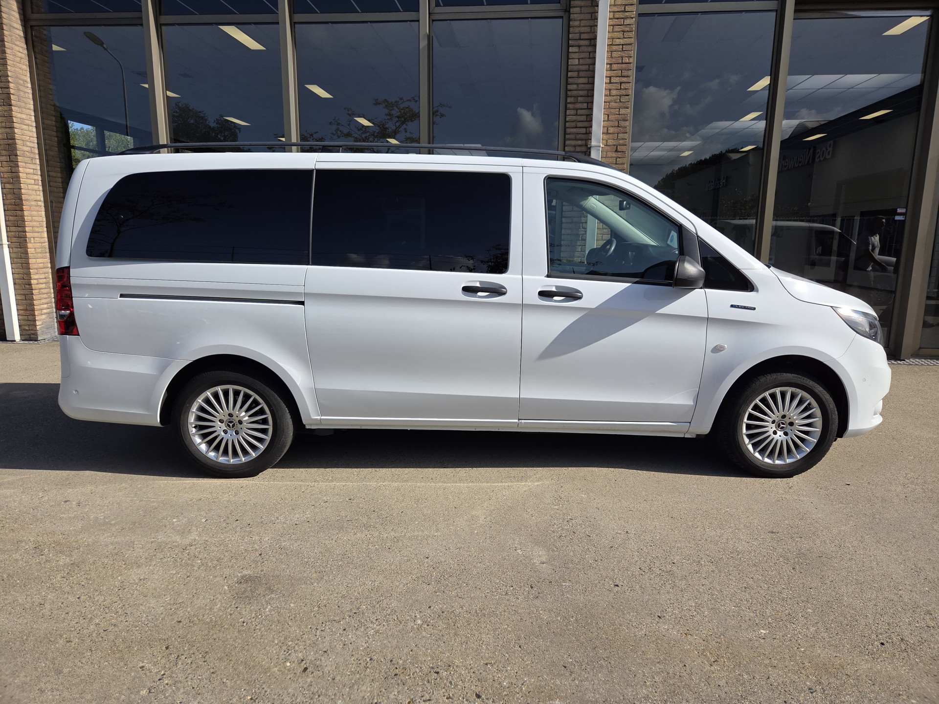 Foto van Mercedes-Benz Evito Tourer