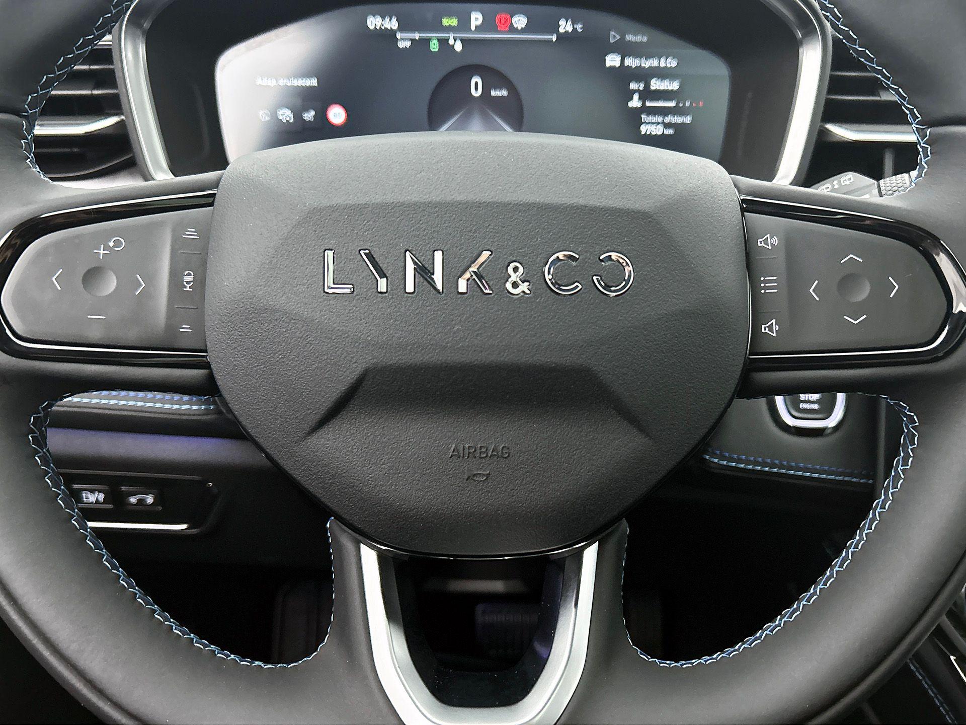 Foto van LYNK & Co 01
