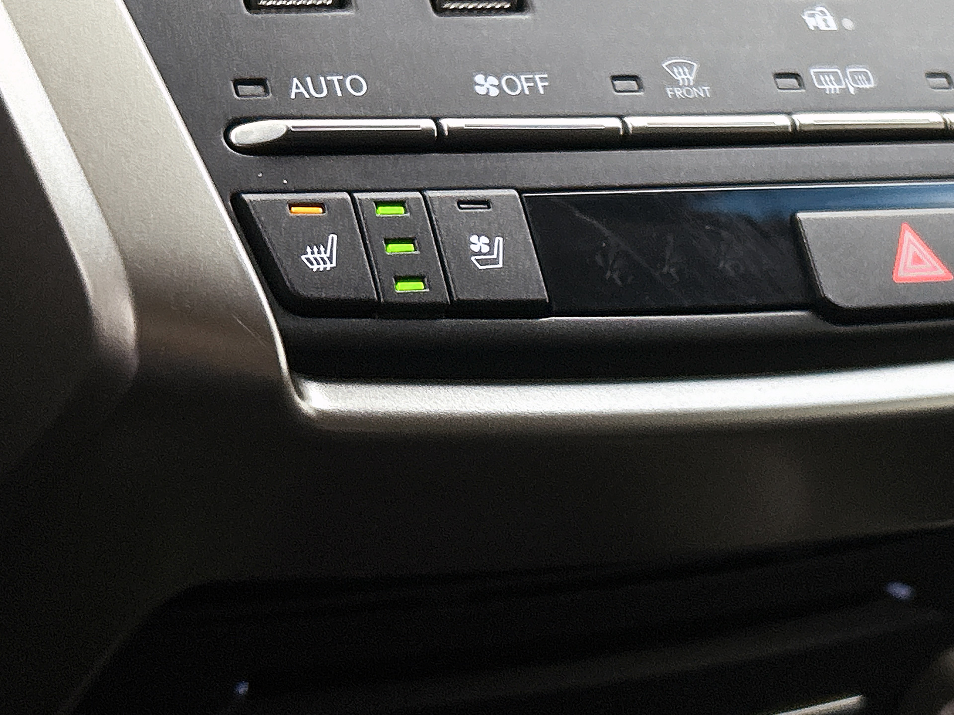 Foto van Lexus NX