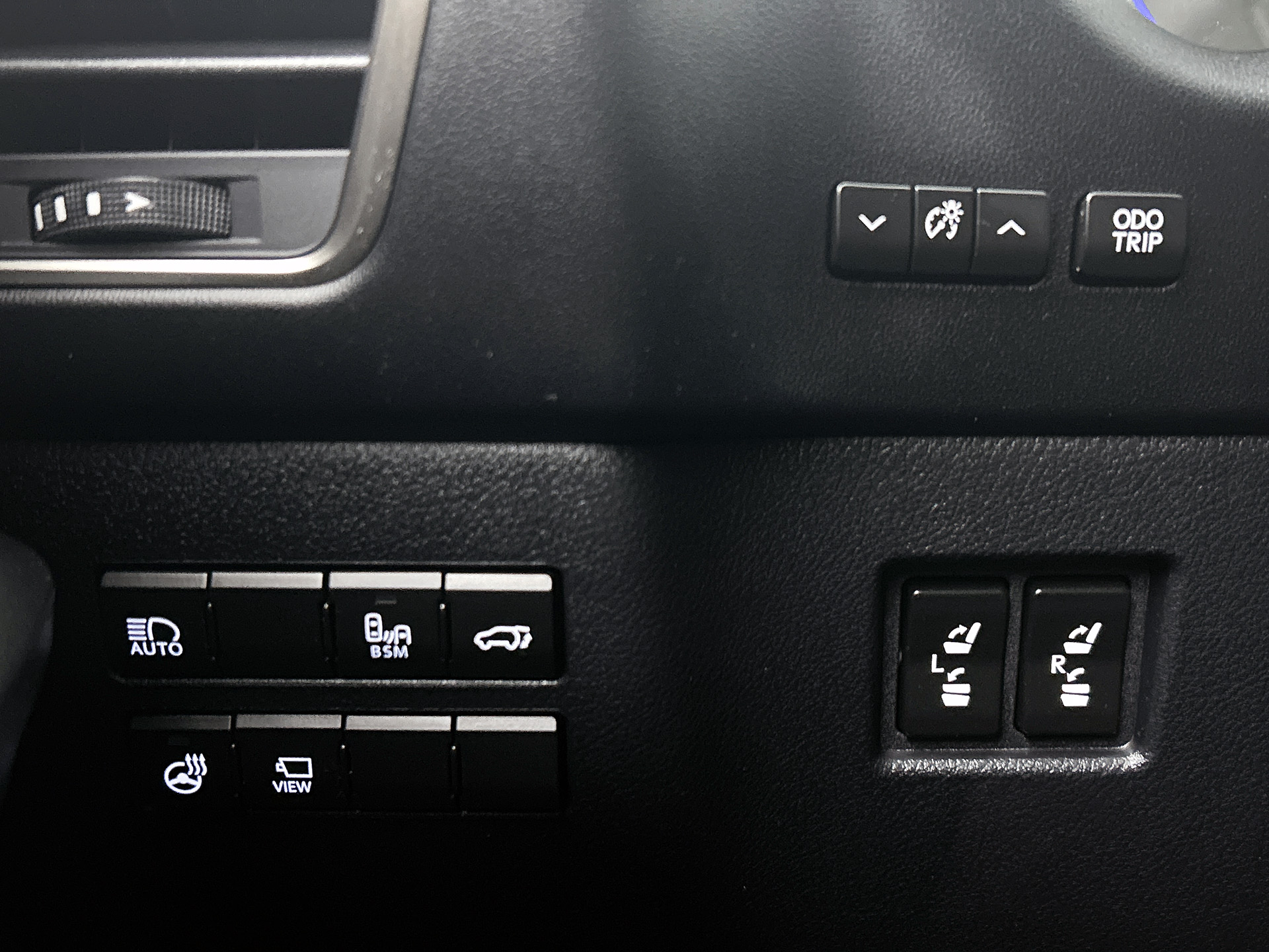 Foto van Lexus NX