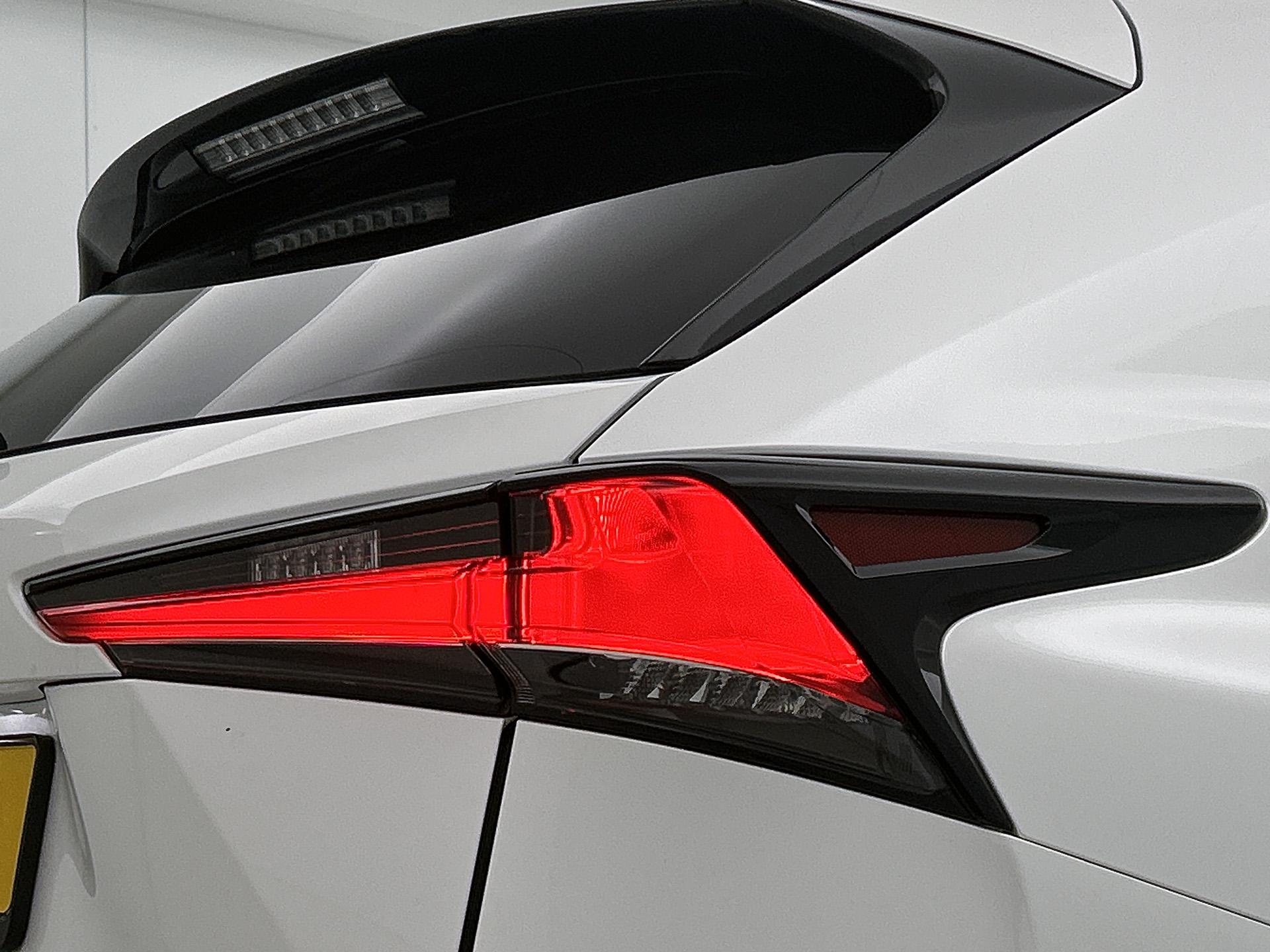 Foto van Lexus NX