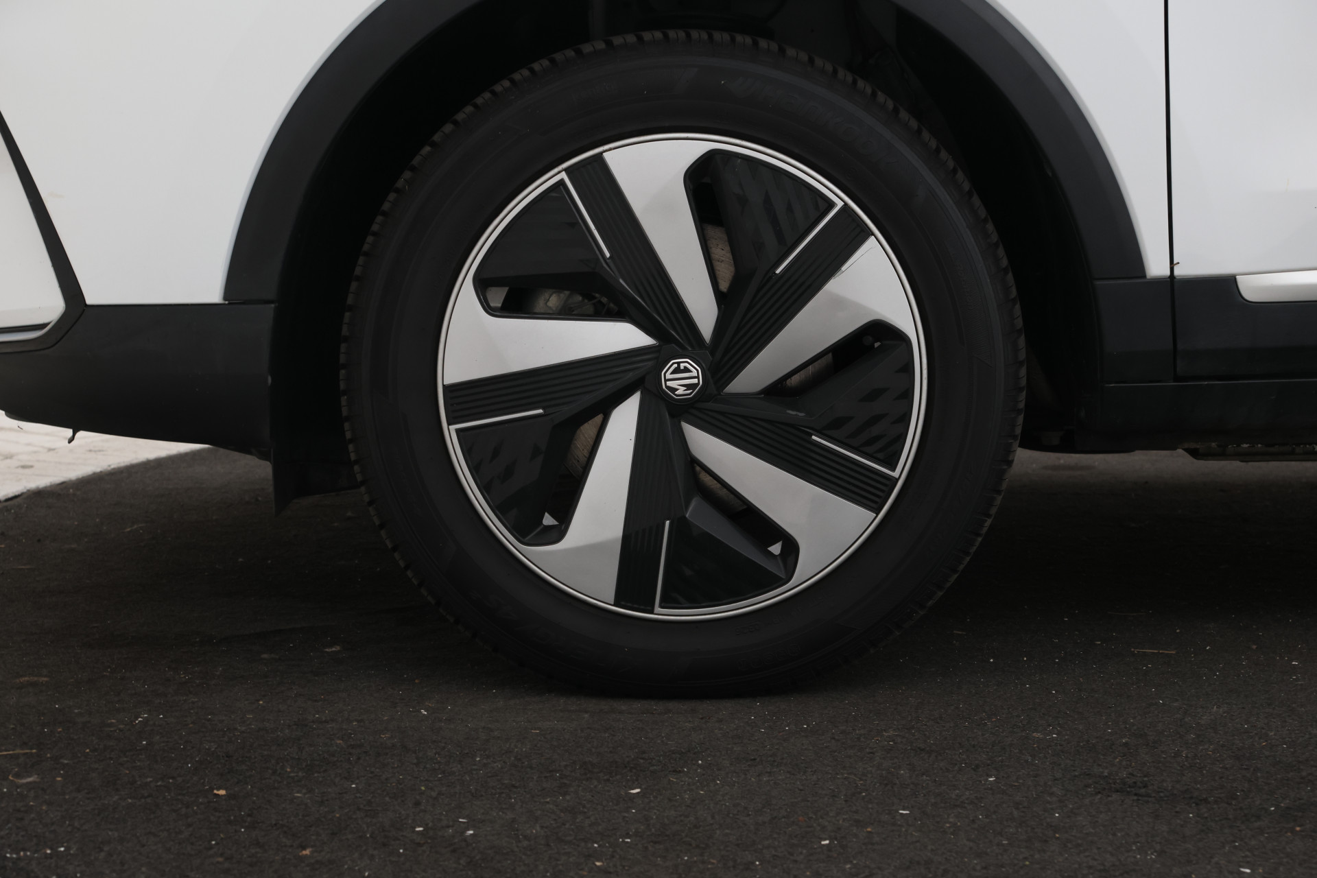 Foto van MG MG ZS Ev