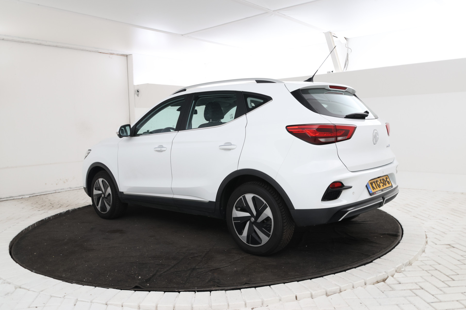 Foto van MG MG ZS Ev