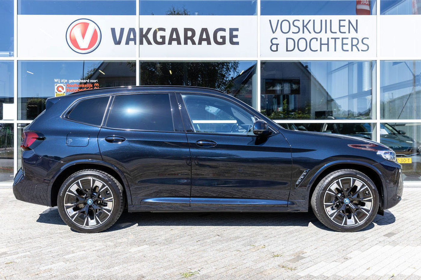 Foto van BMW Ix3
