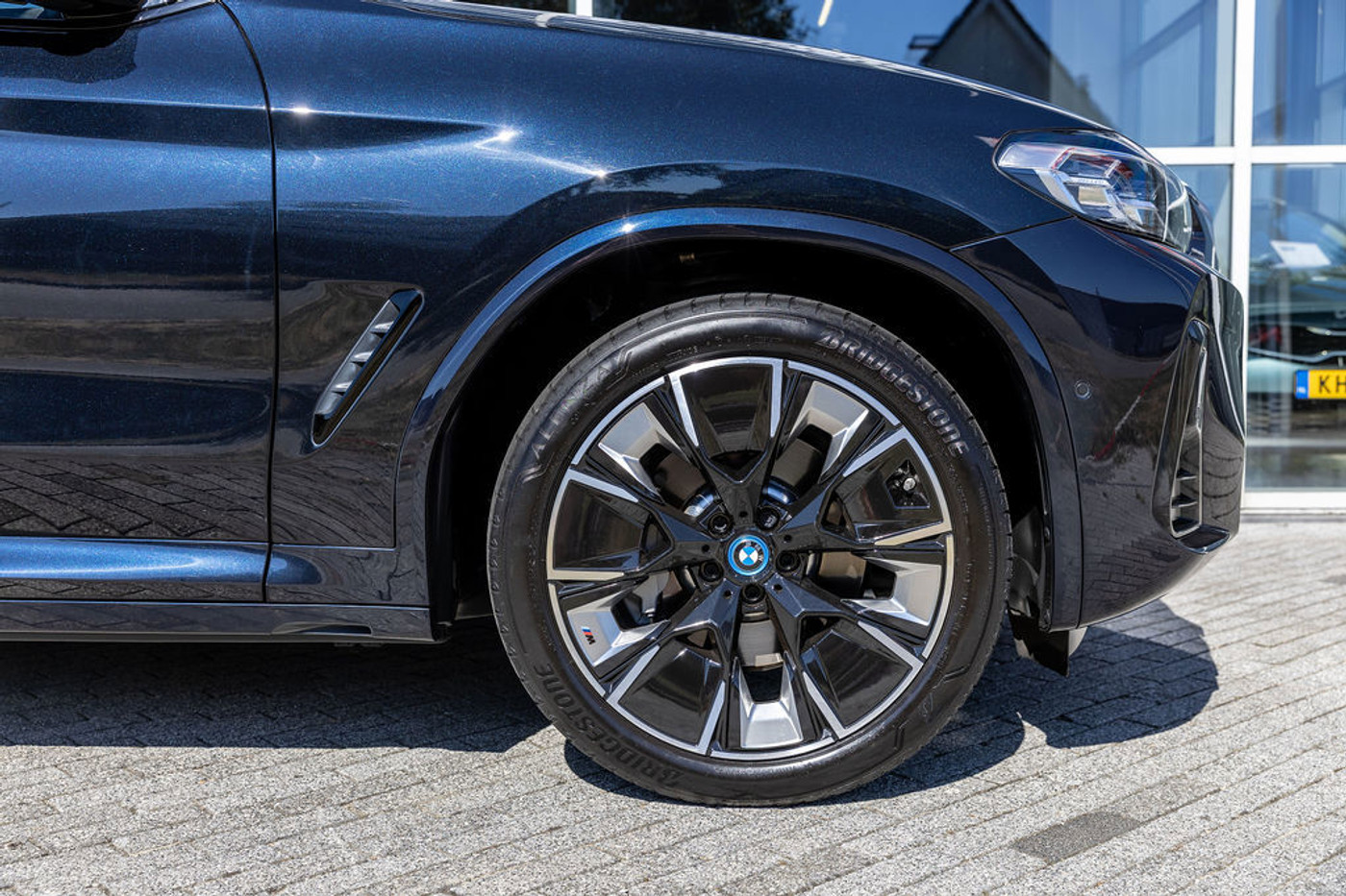 Foto van BMW Ix3