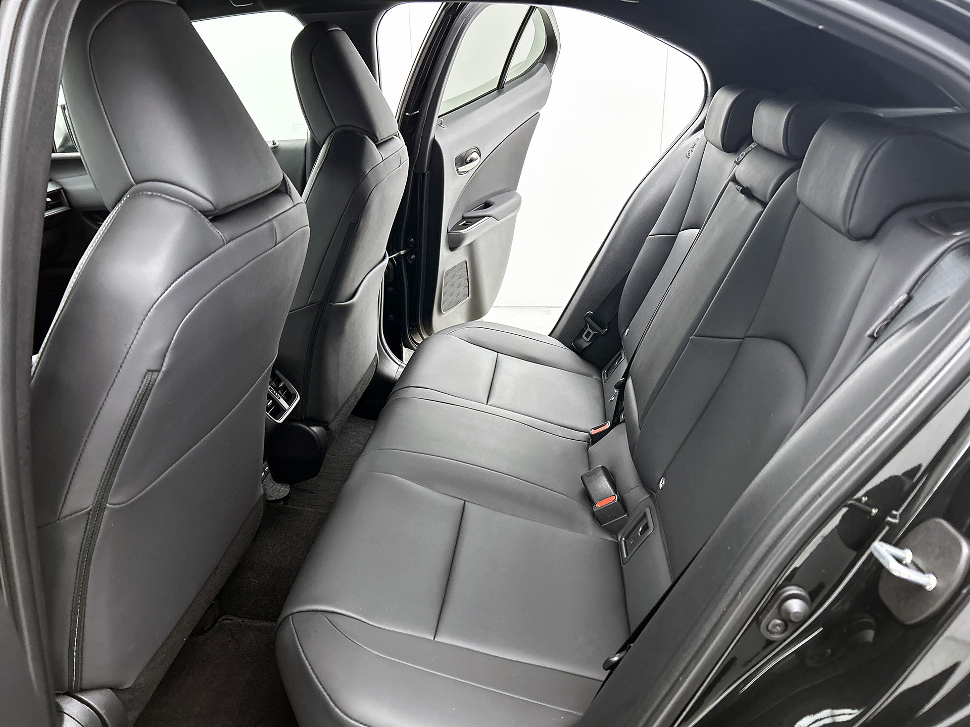 Foto van Lexus Lexus Ux300h
