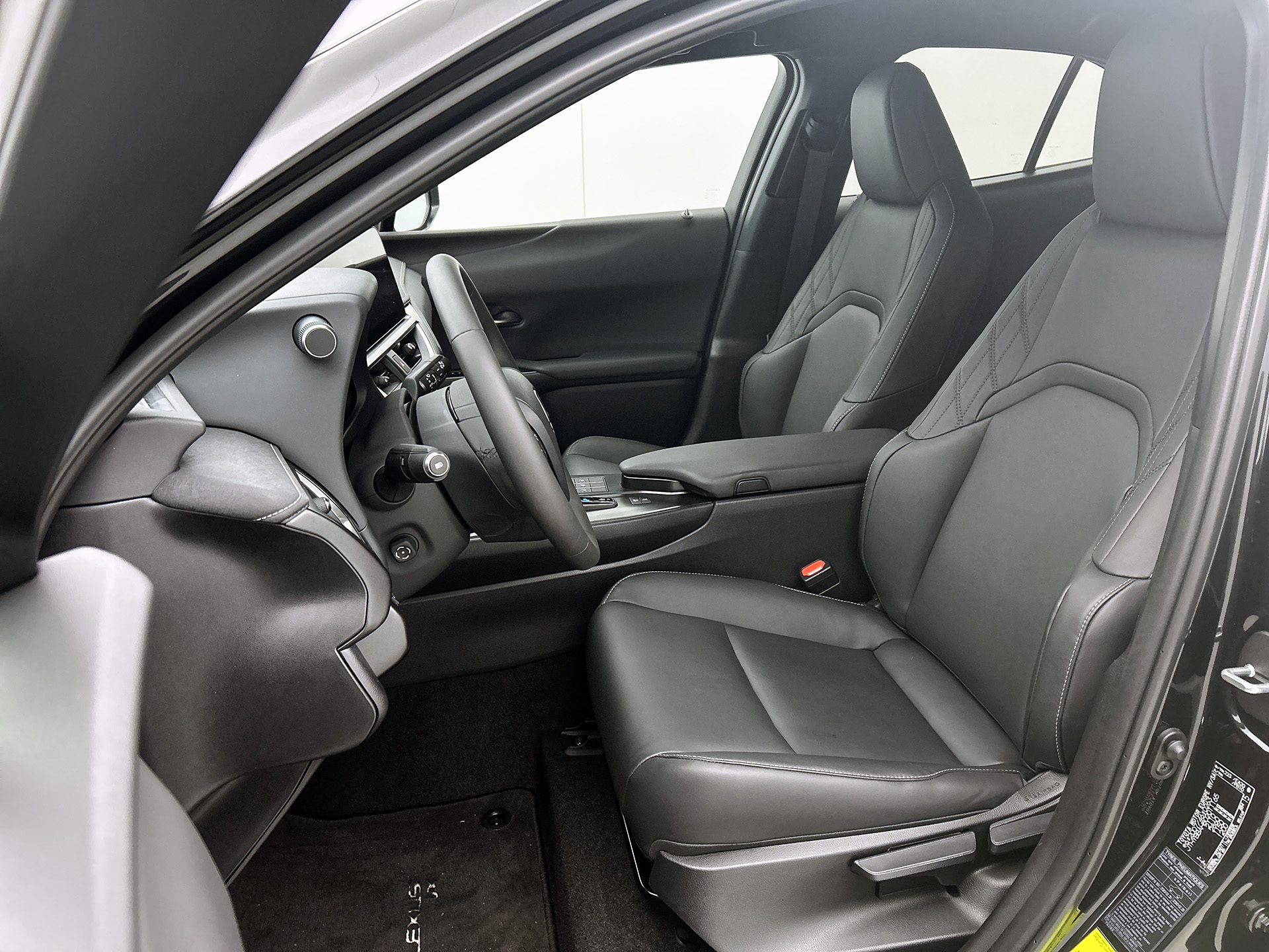 Foto van Lexus Lexus Ux300h