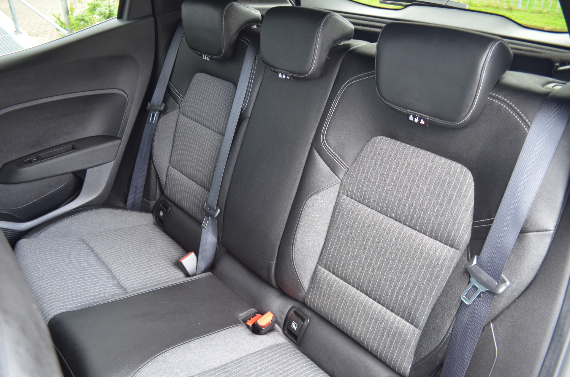 Foto van Mitsubishi Colt
