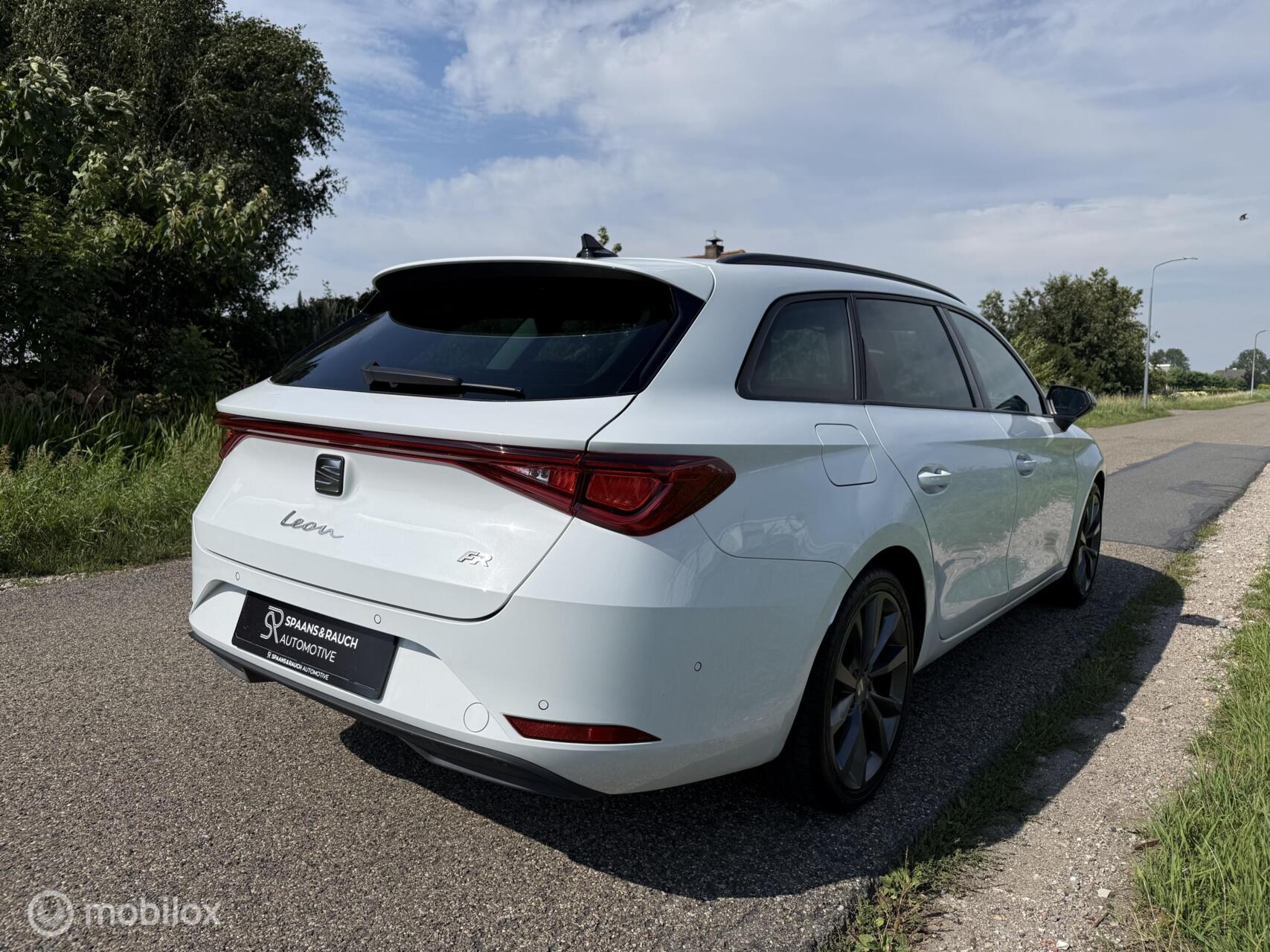 Foto van Seat Leon Sportstourer