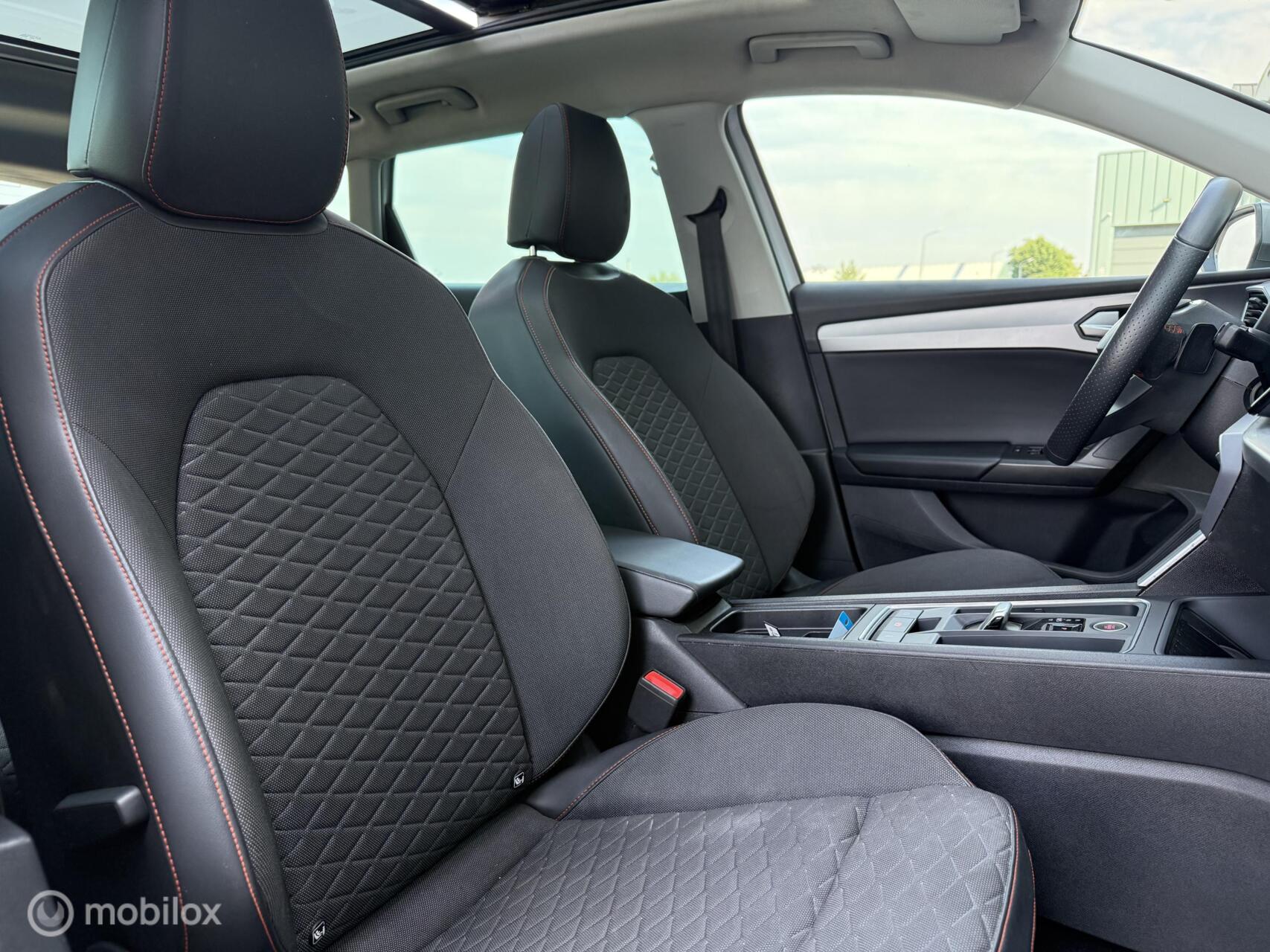 Foto van Seat Leon Sportstourer