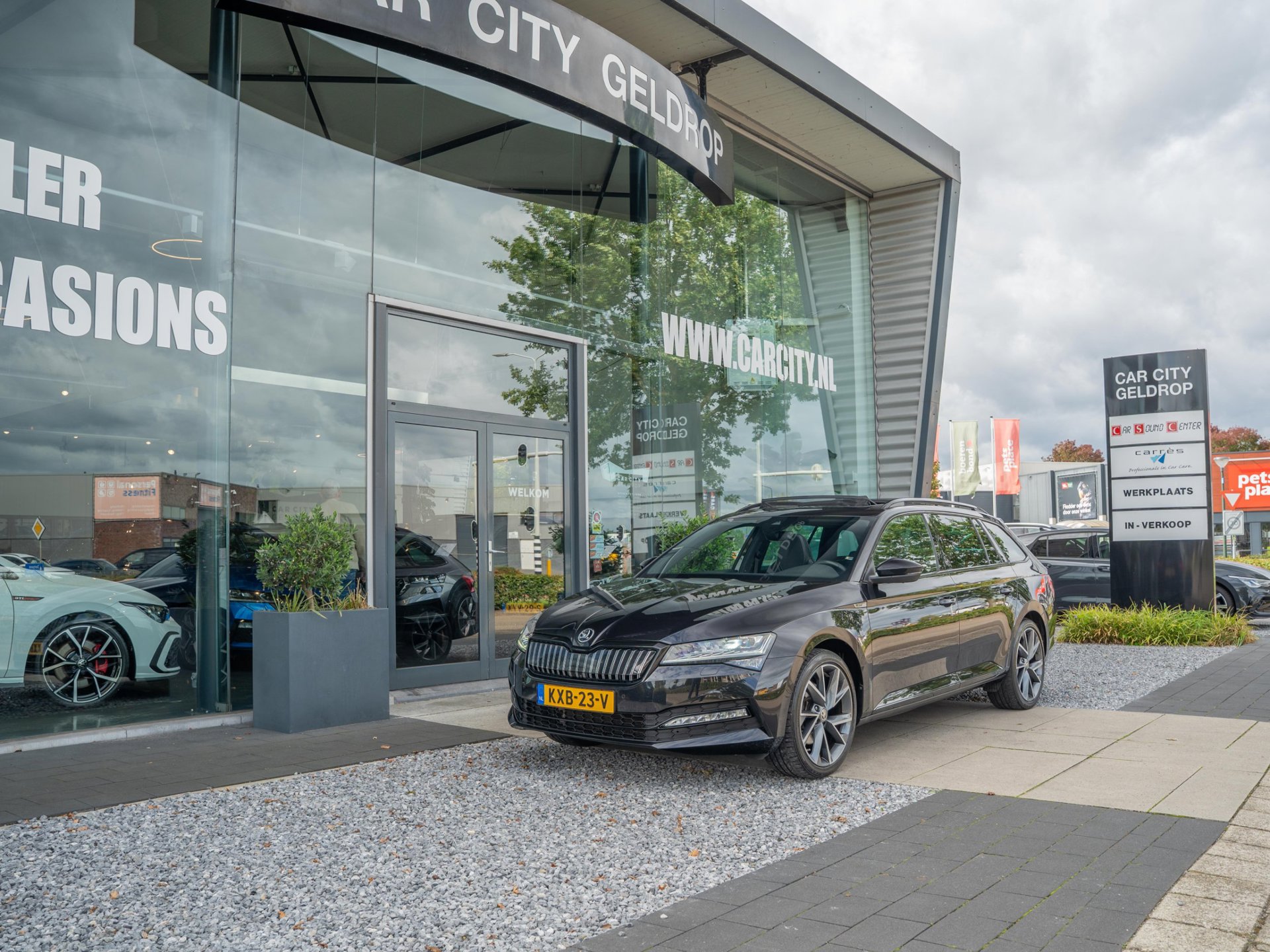 Foto van Skoda Superb Combi
