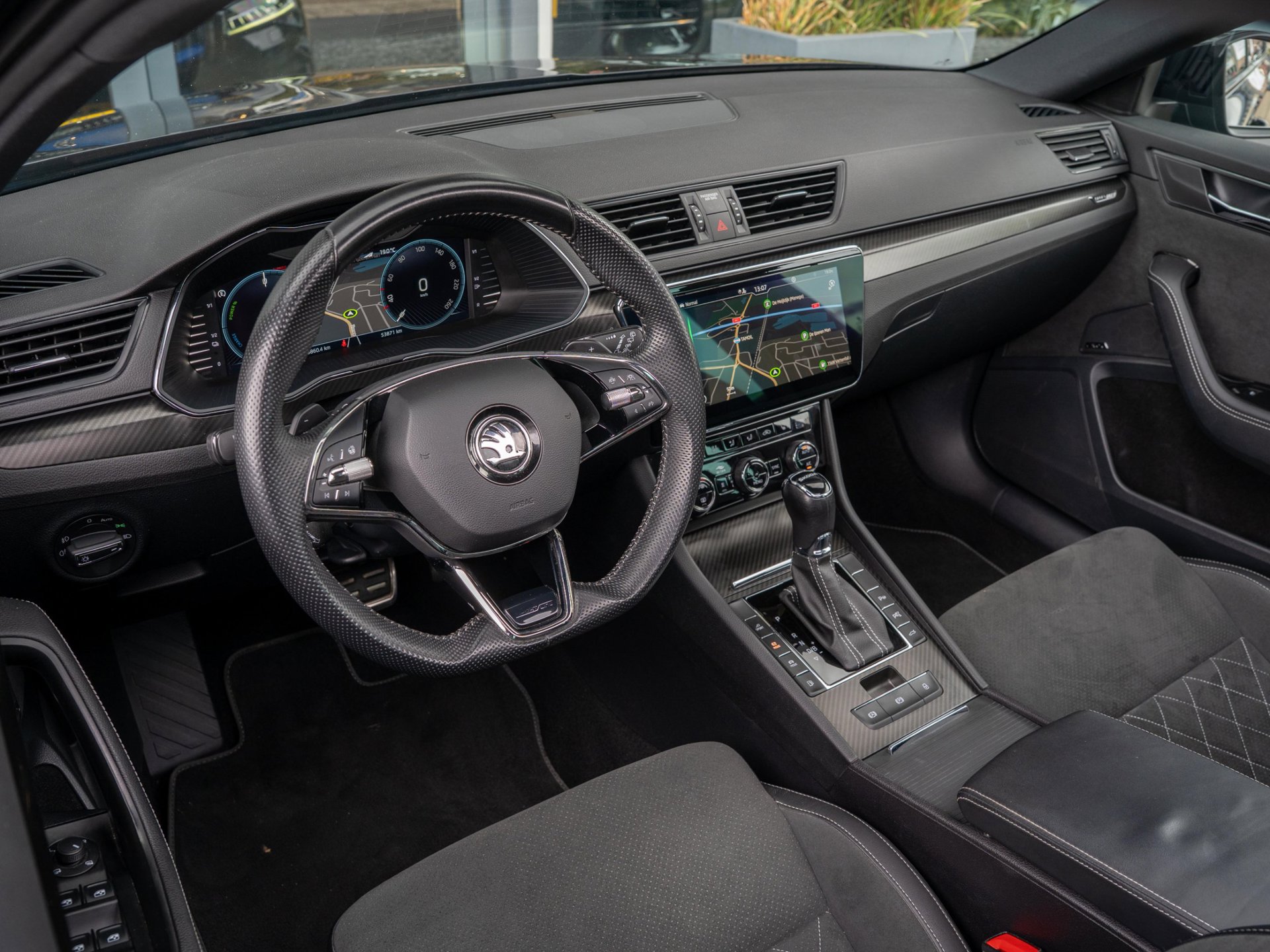 Foto van Skoda Superb Combi