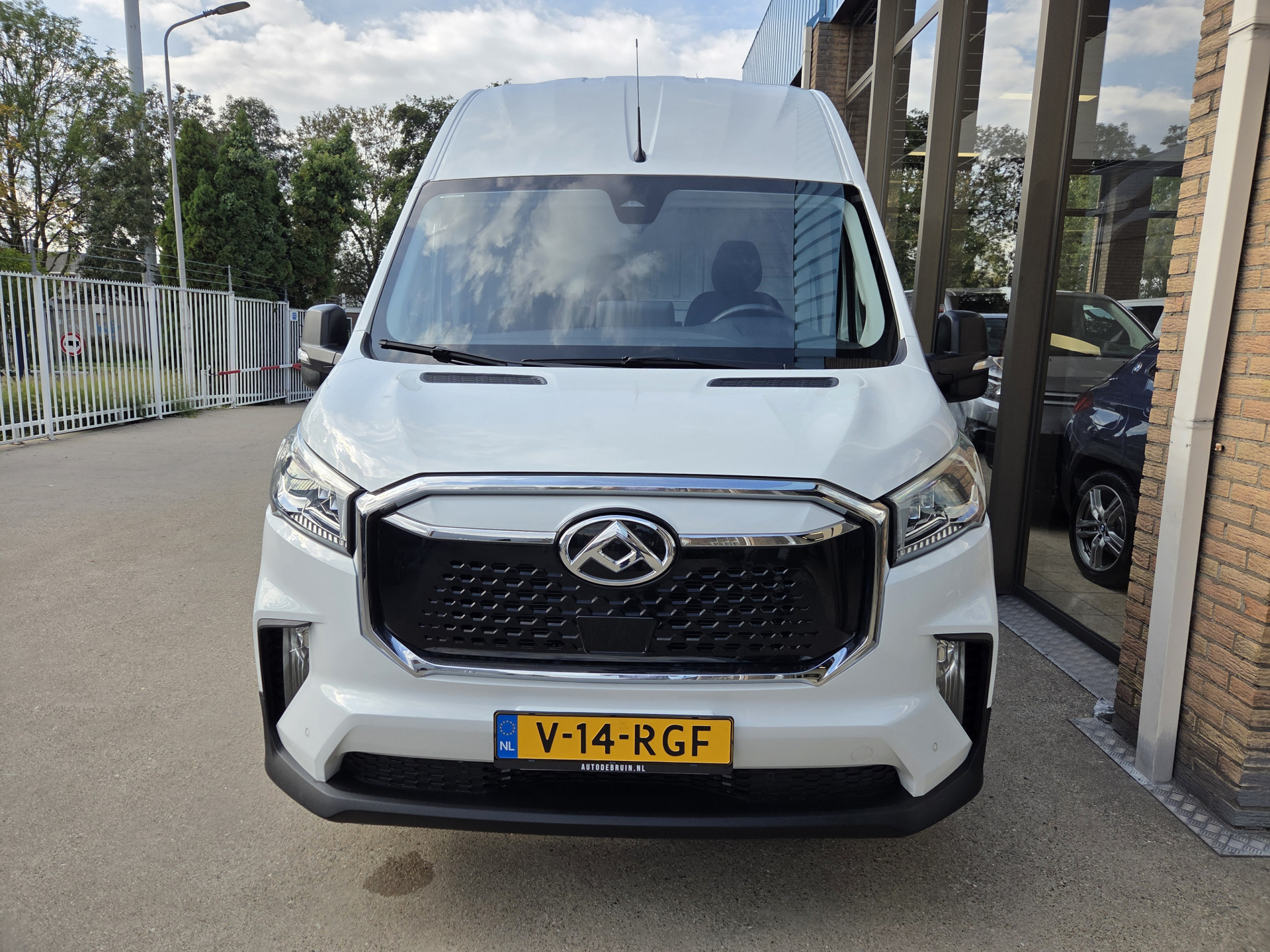 Foto van Maxus Edeliver 9