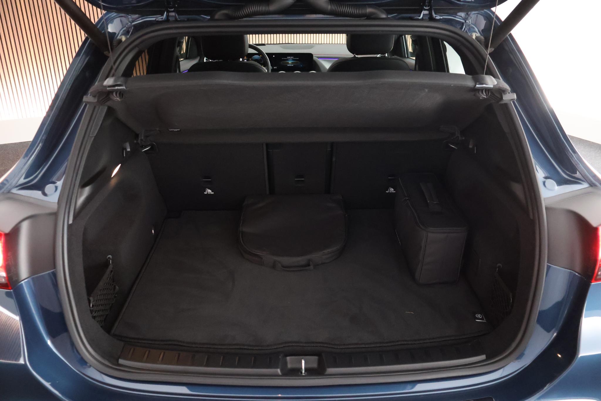 Foto van Mercedes-Benz Eqa