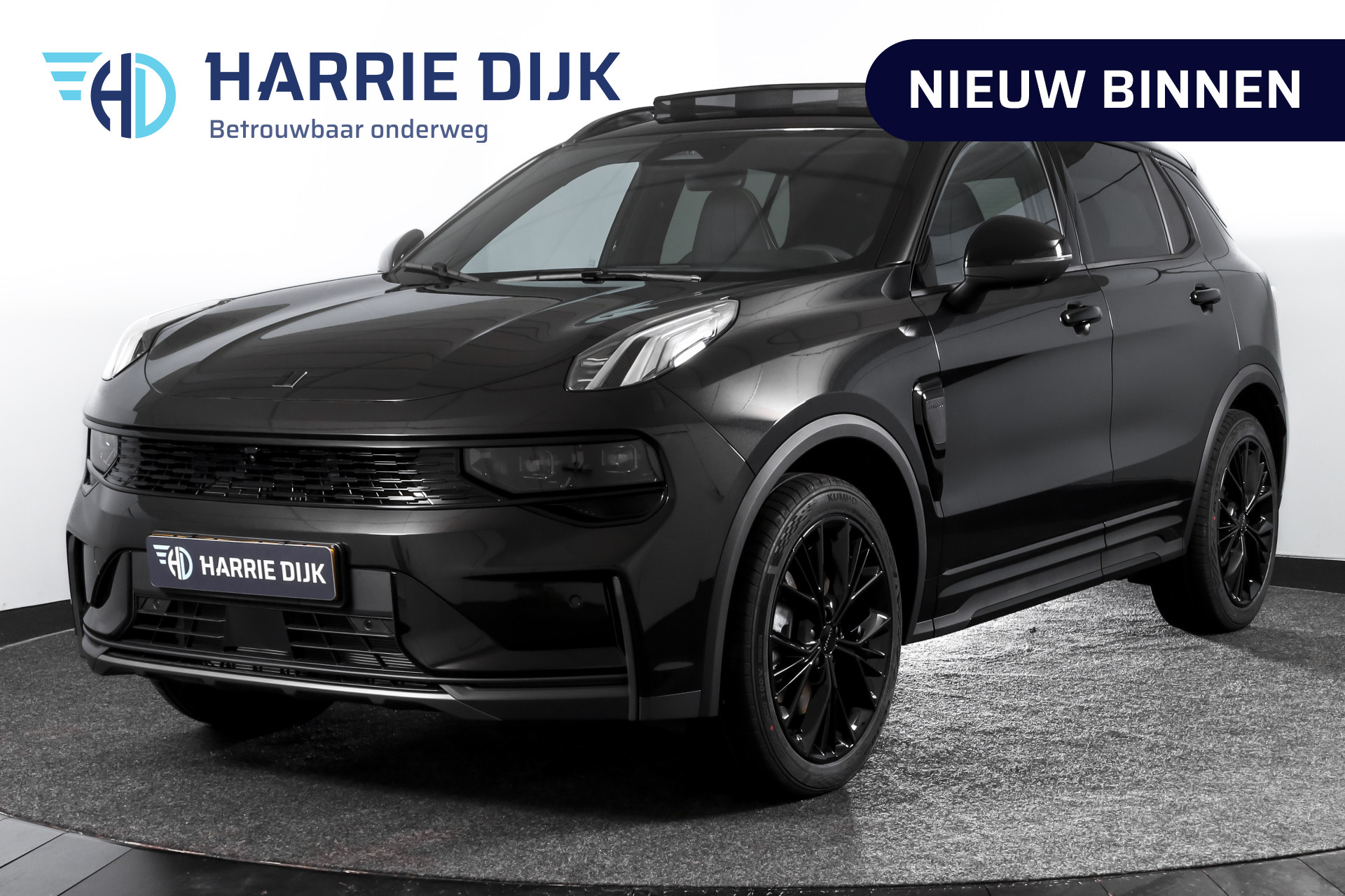 LYNK & Co 01 1.5 PHEV 276 PK More 2025 - voorkant