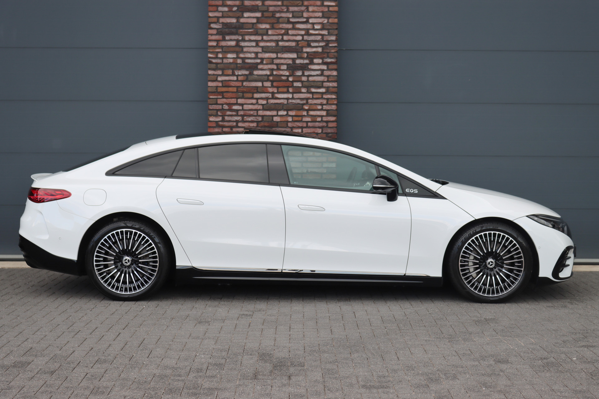 Foto van Mercedes-Benz Eqs