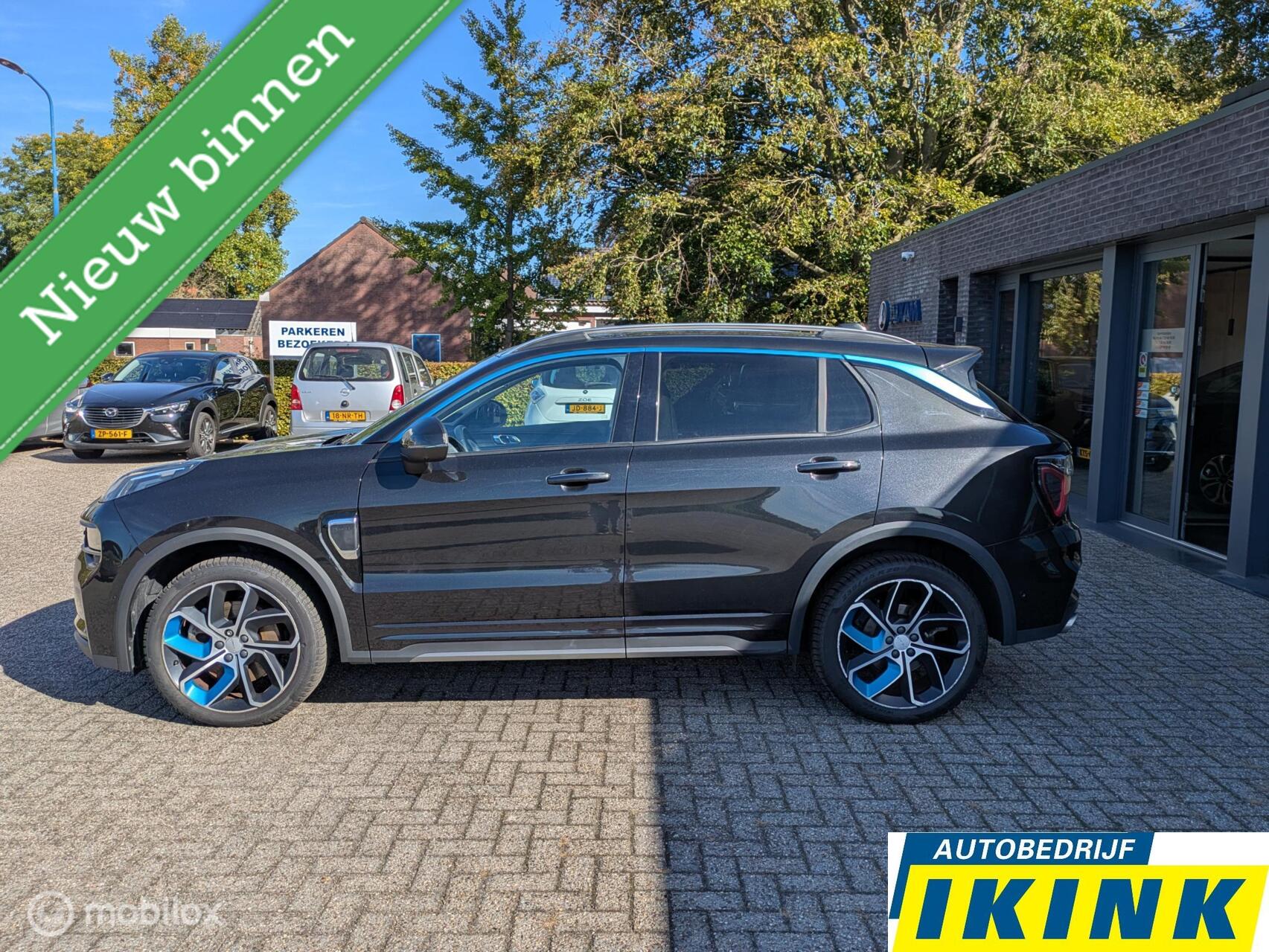 Foto van LYNK & Co 01