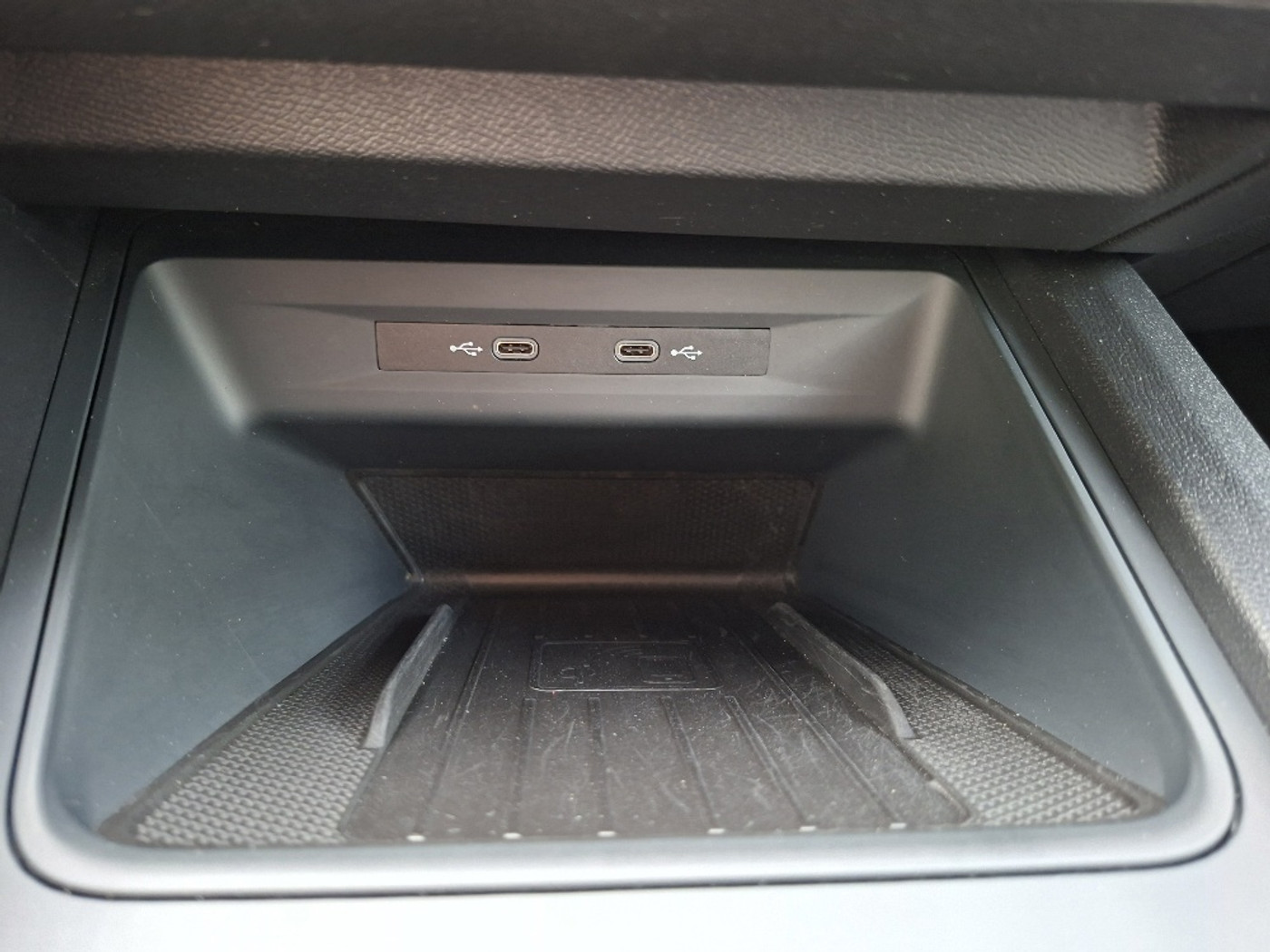 Foto van Seat Seat Leon SP E-hybrid150