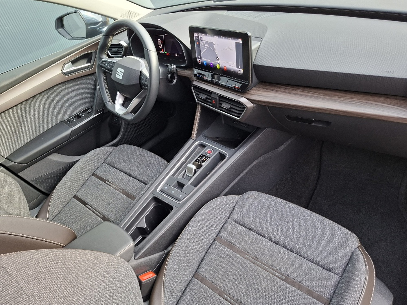 Foto van Seat Seat Leon SP E-hybrid150