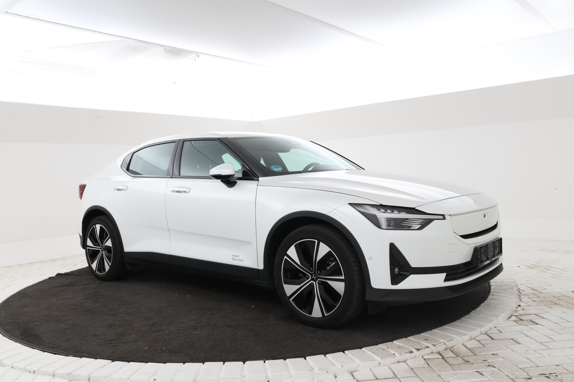 Foto van Polestar 2