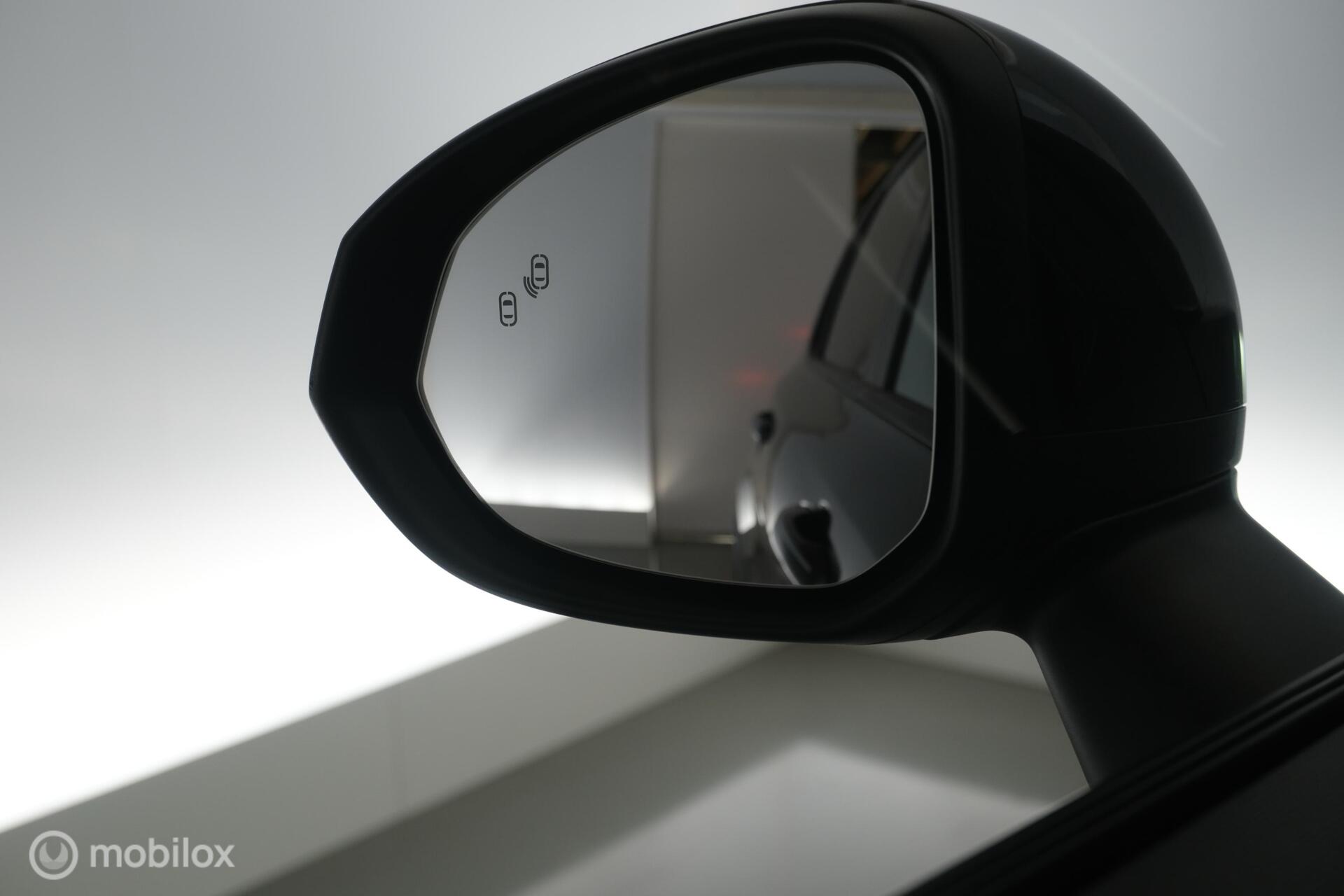 Foto van LYNK & Co 01