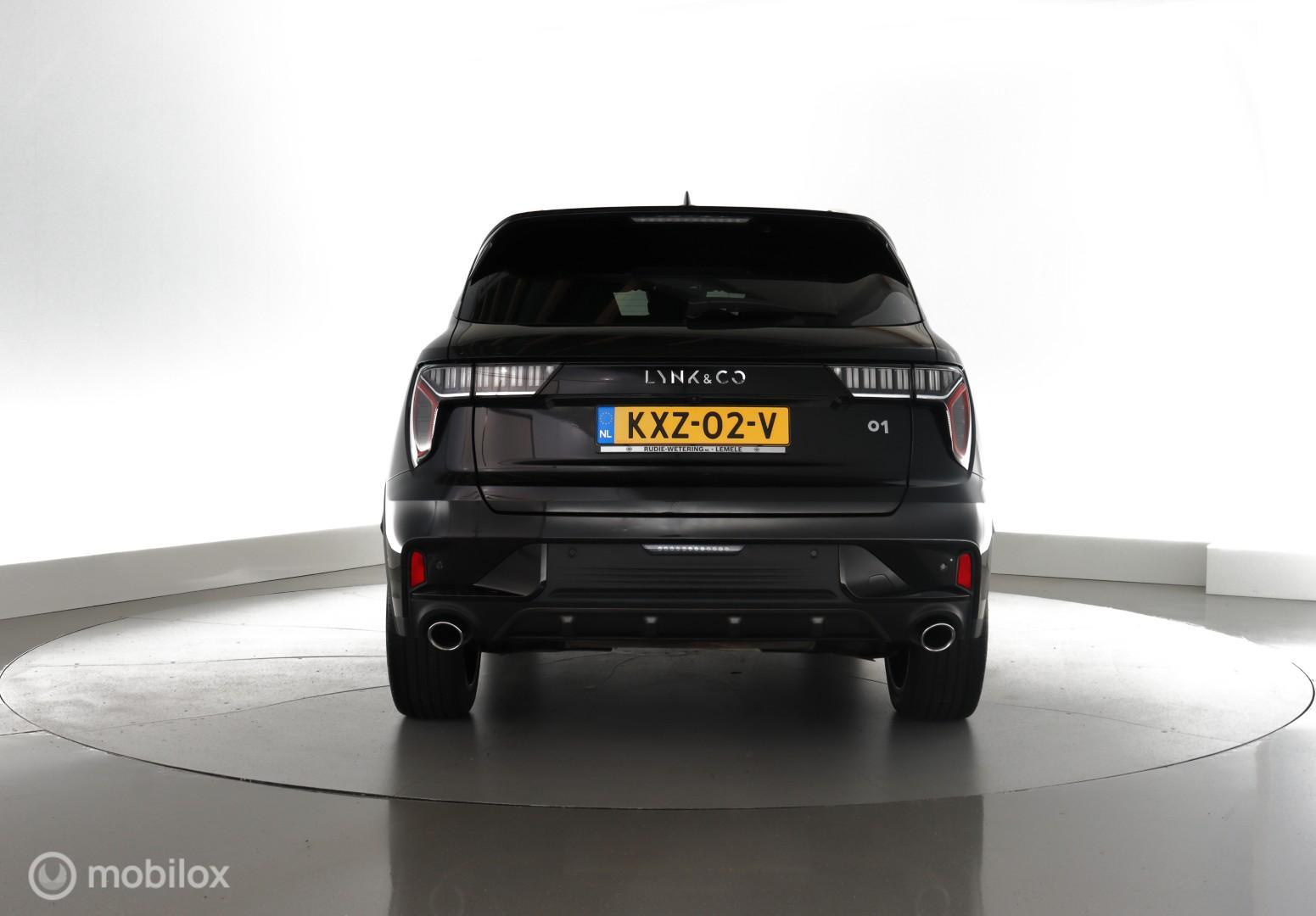 Foto van LYNK & Co 01