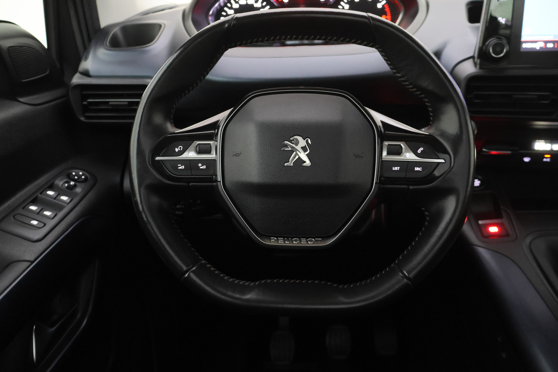 Foto van Peugeot Rifter