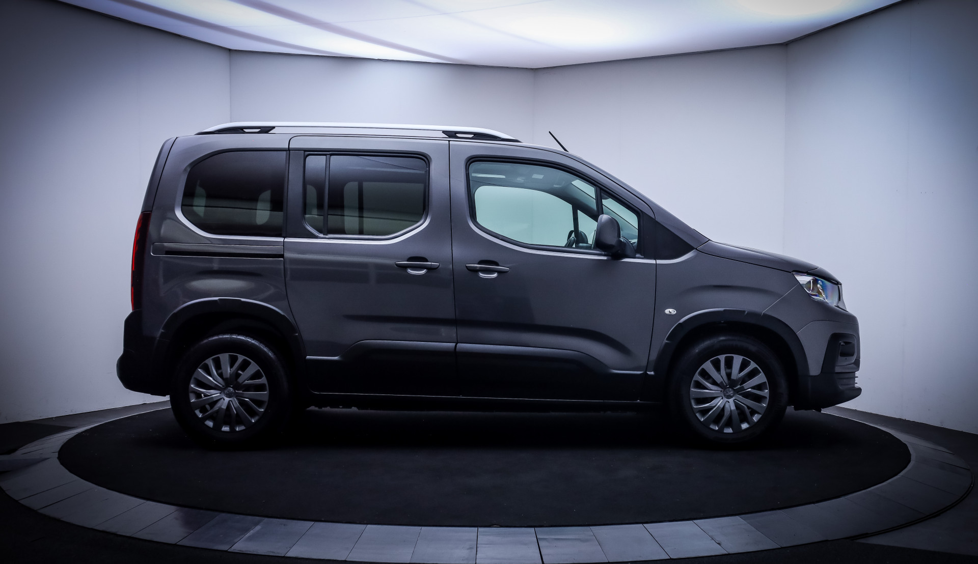 Foto van Peugeot Rifter