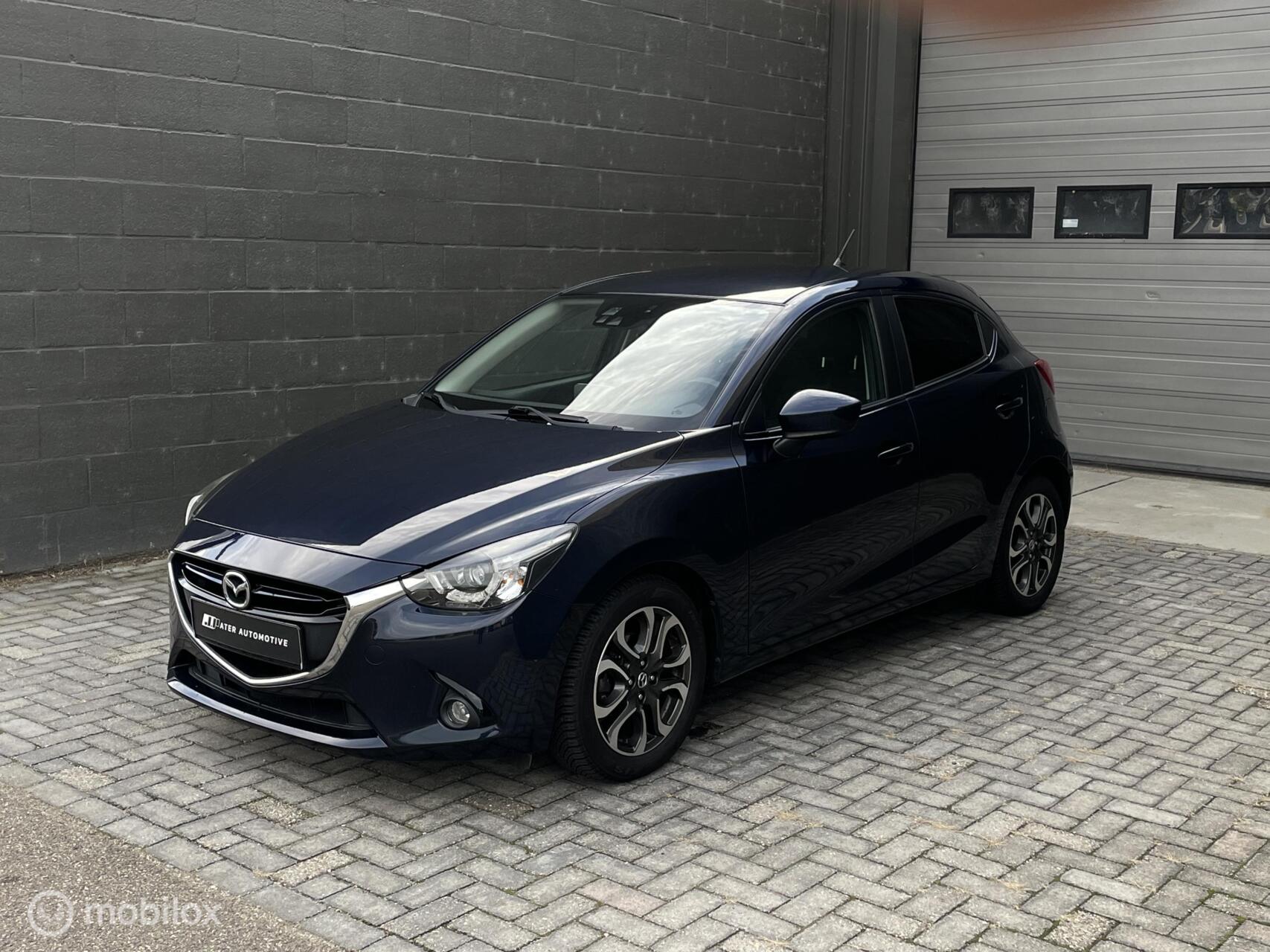Mazda 2 1.5 Skyactiv-G Sport-Line | AIRCO | Navi | PDC | LED | Cruise | All-season | 2015 - voorkant