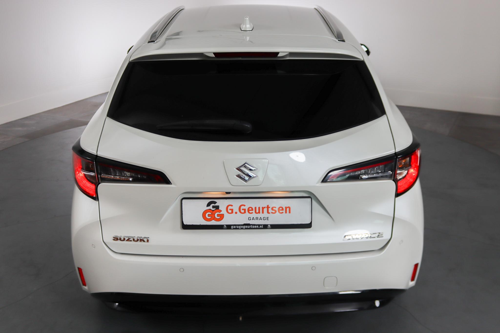 Foto van Suzuki Swace