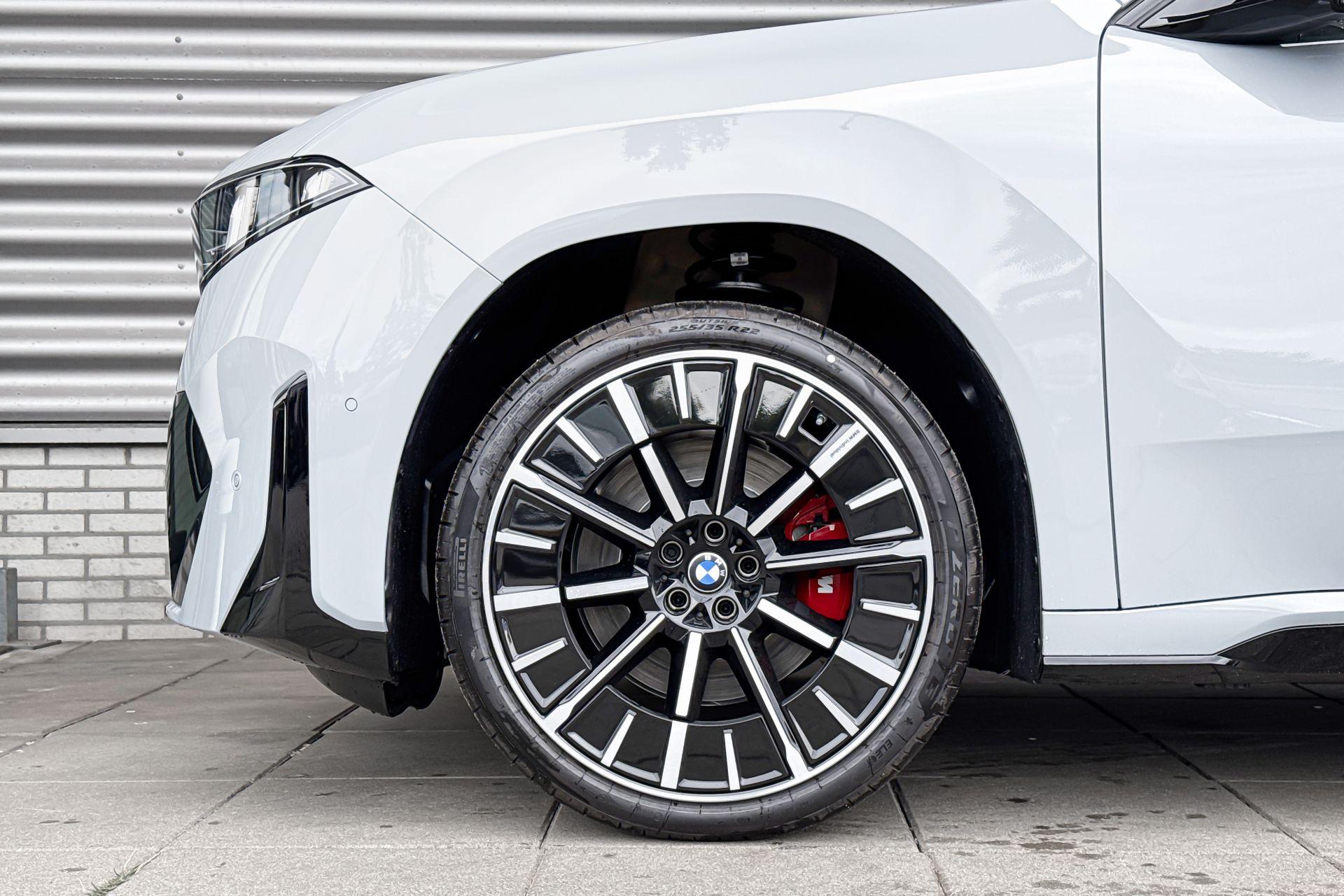 Foto van BMW Ix3