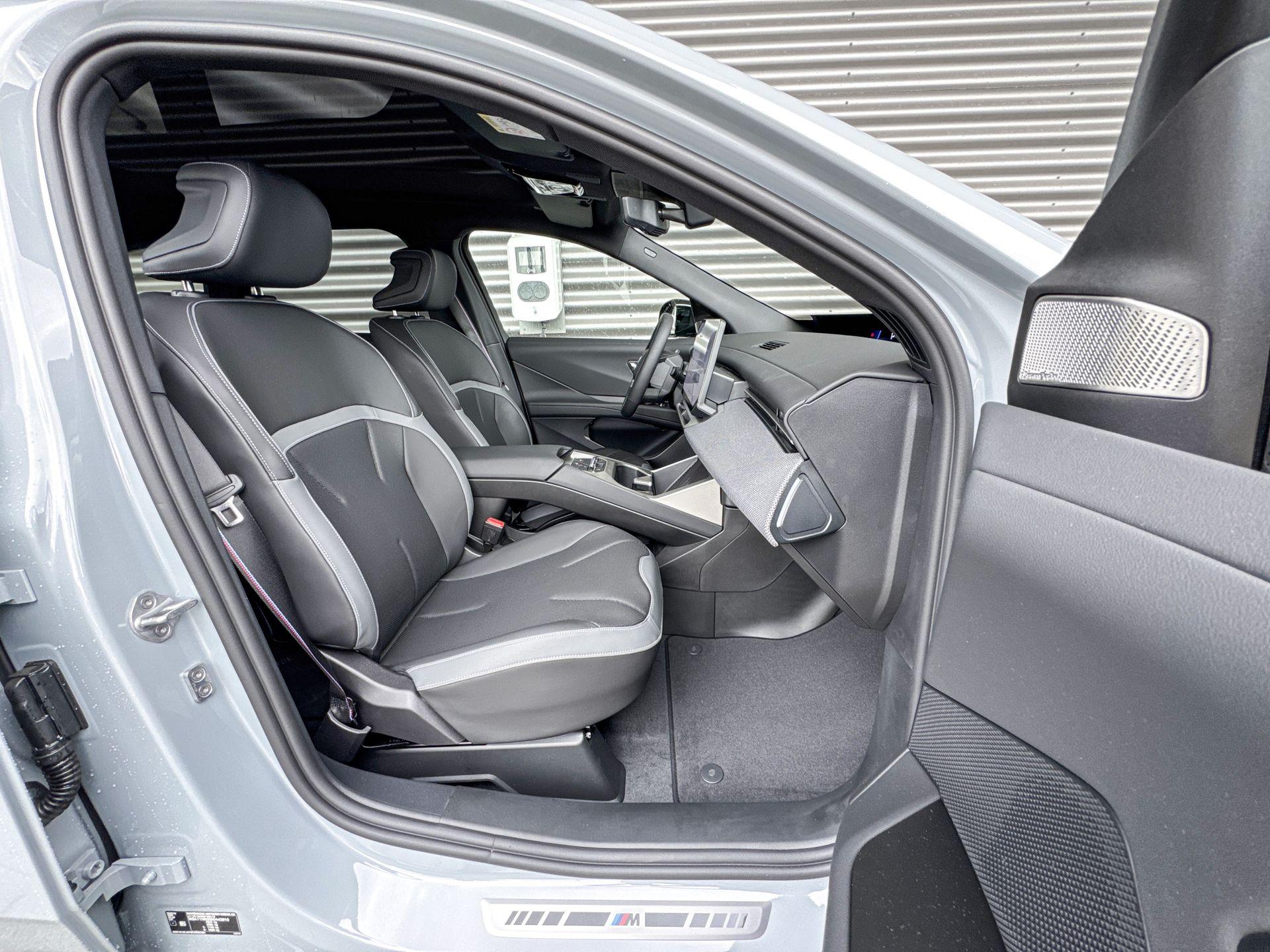 Foto van BMW Ix3