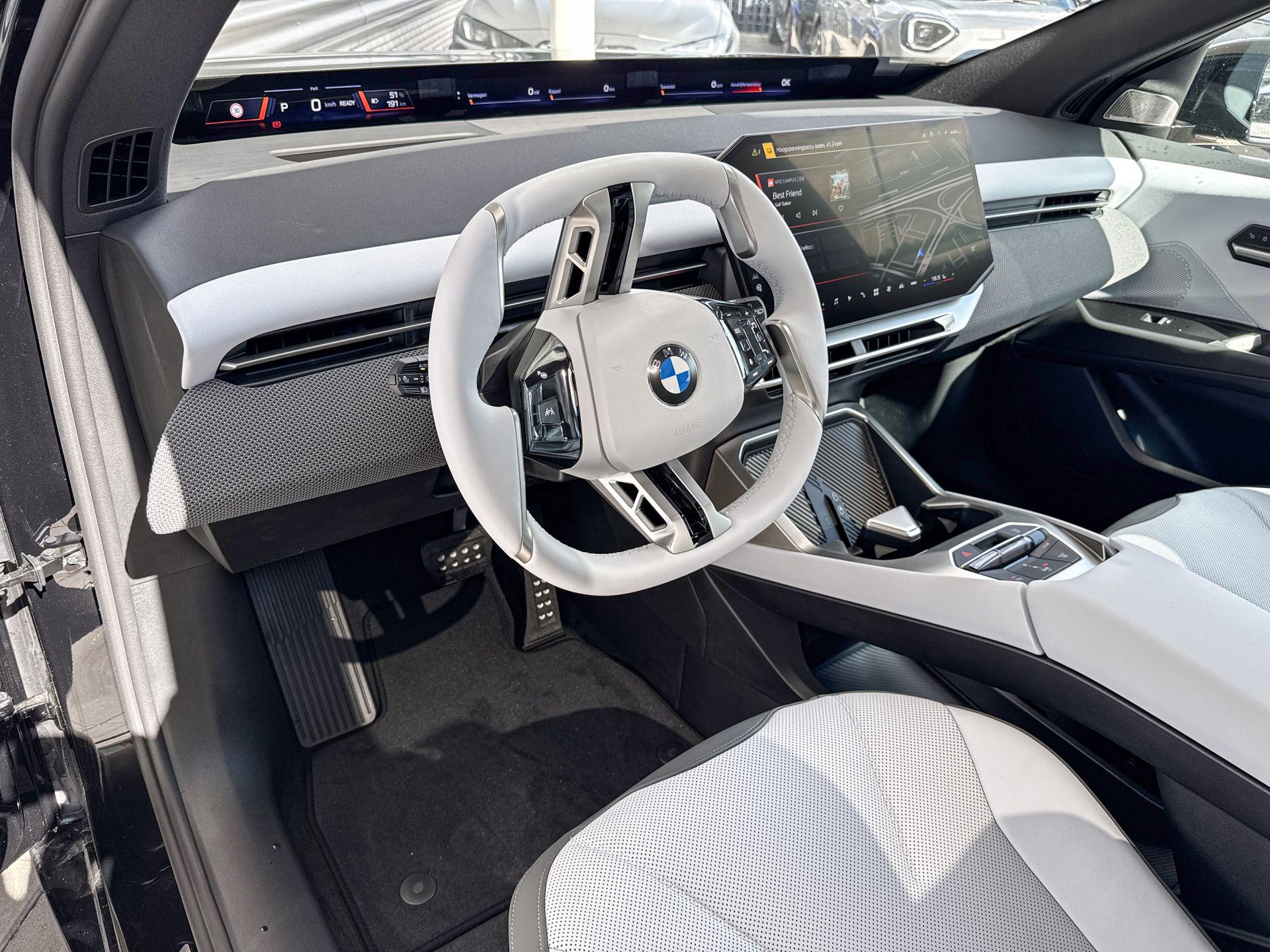 Foto van BMW Ix3