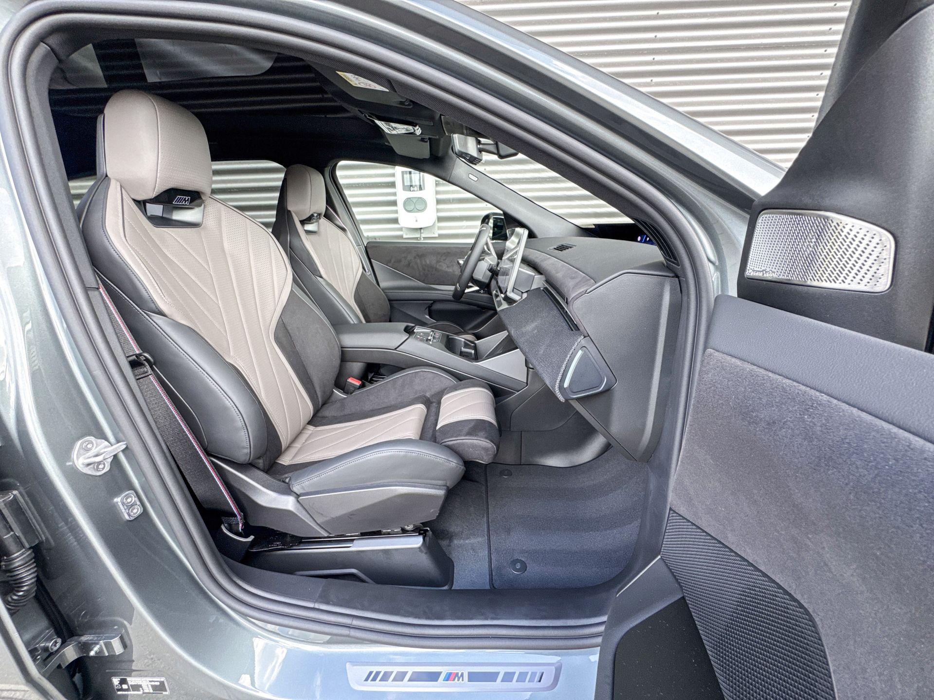 Foto van BMW Ix3