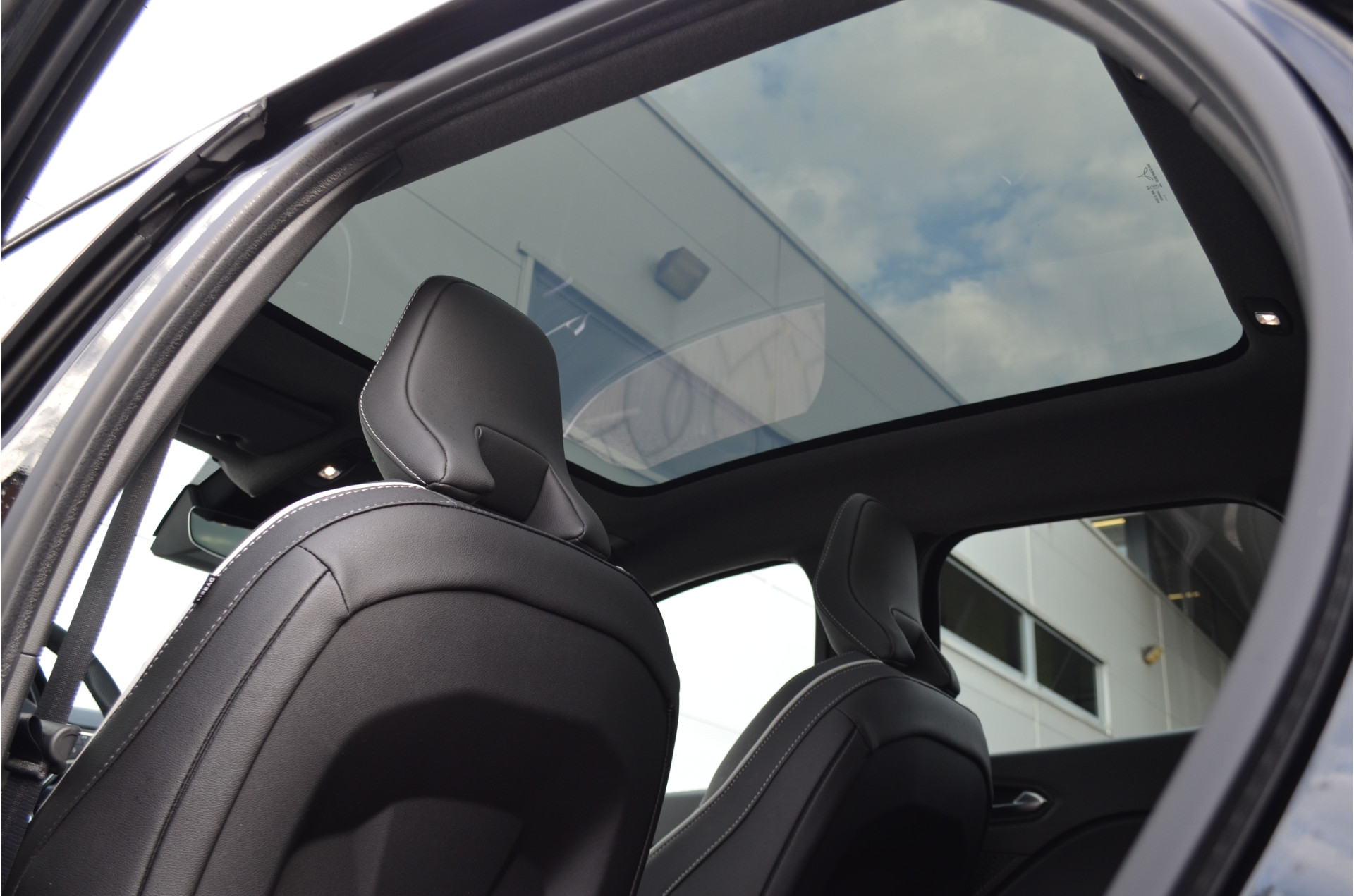 Foto van Mitsubishi Grandis