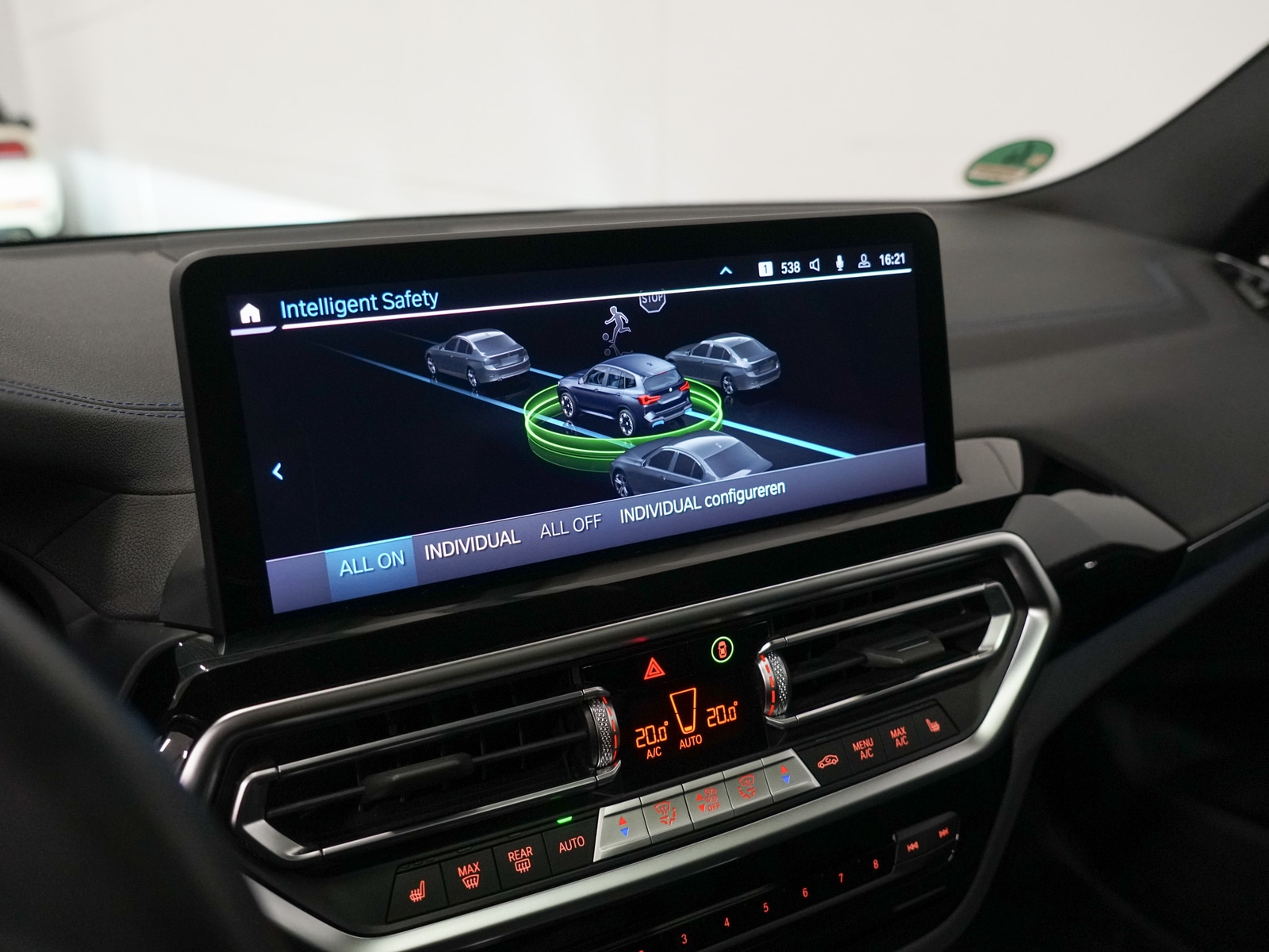 Foto van BMW Ix3