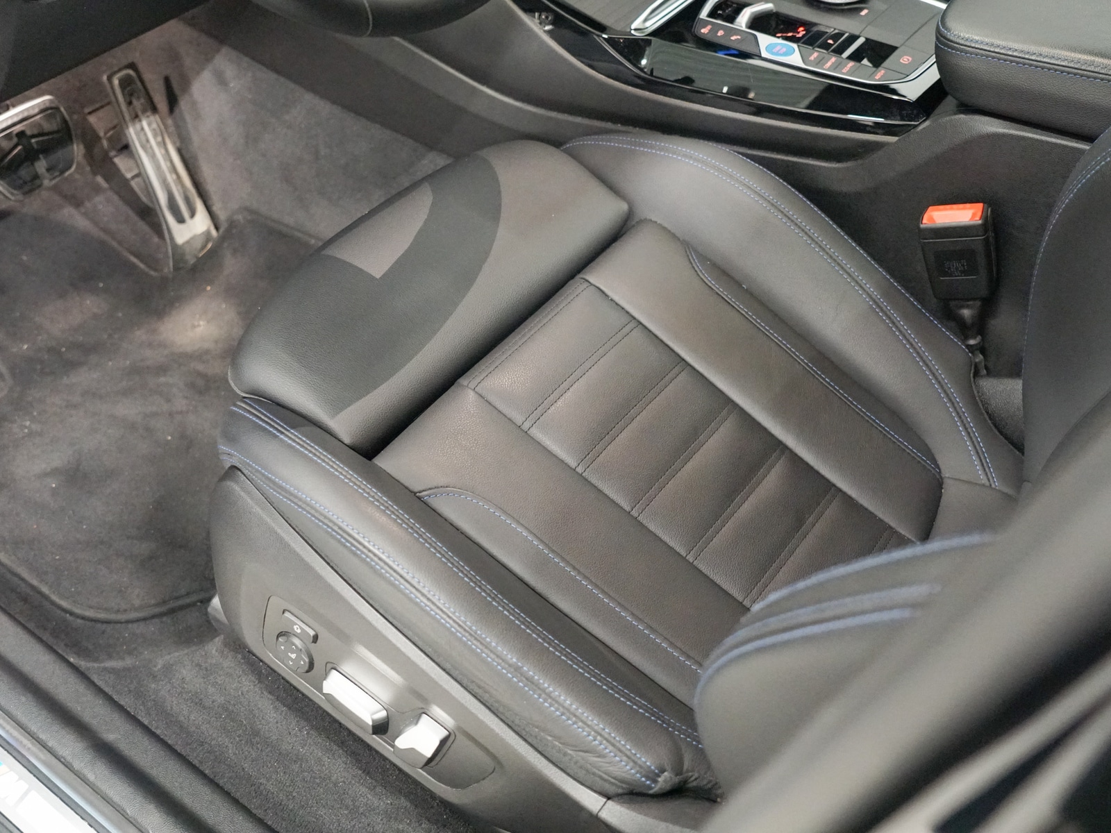 Foto van BMW Ix3